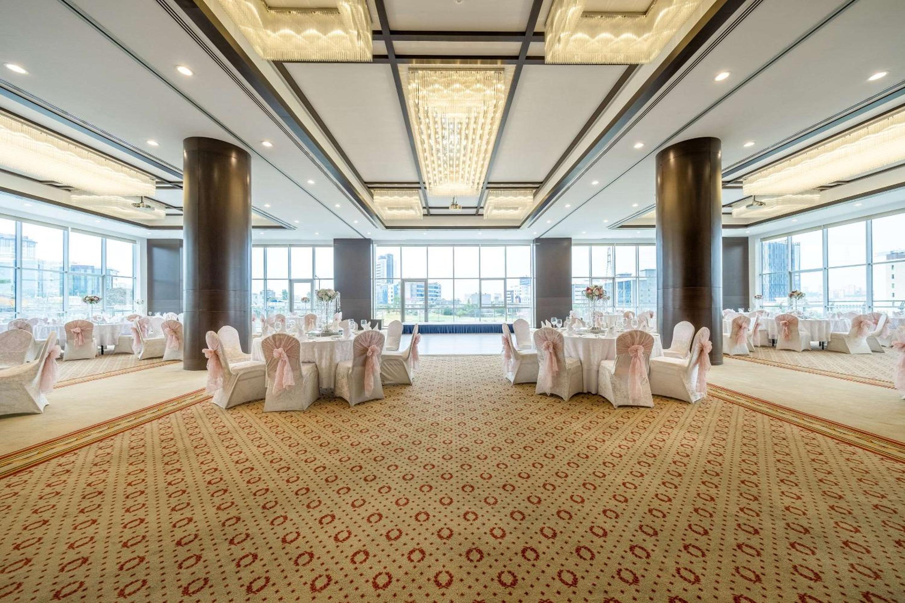 Clarion Otel İstanbul Mahmutbey - Image 10