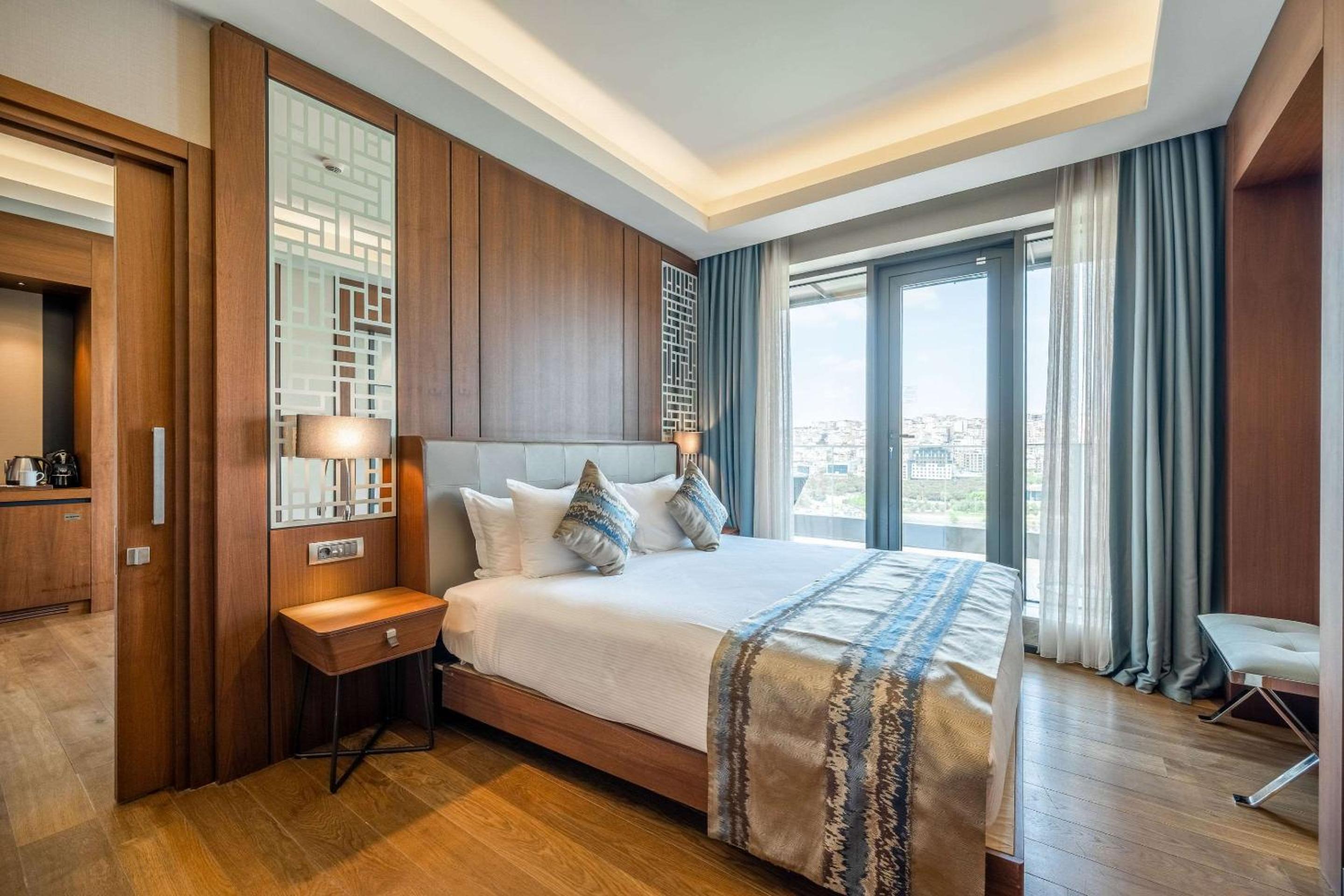 Clarion Otel Golden Horn - Image 43