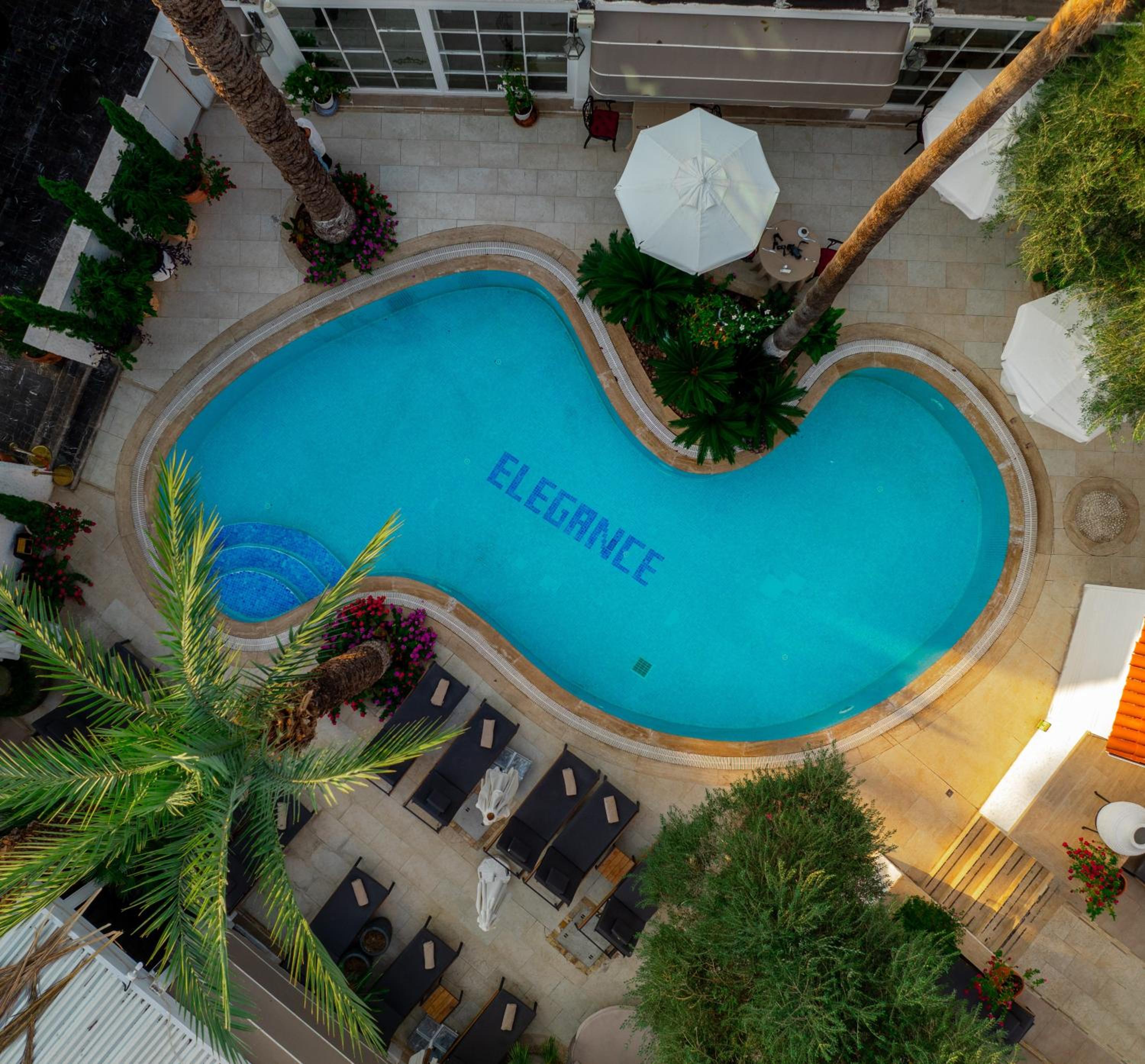 Elegance East Hotel - Image 80