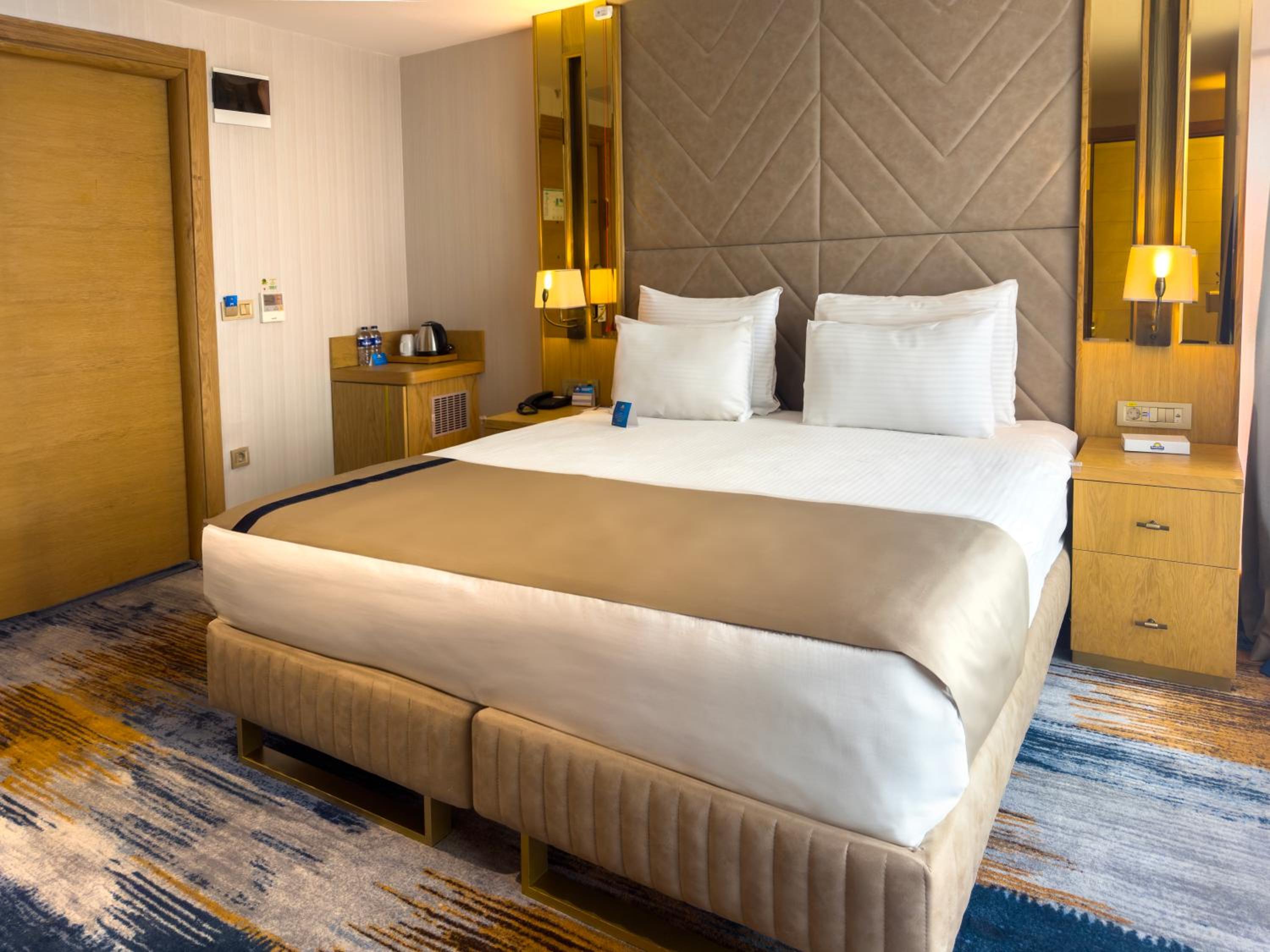 Days Inn by Wyndham İstanbul Bomonti - Image 89