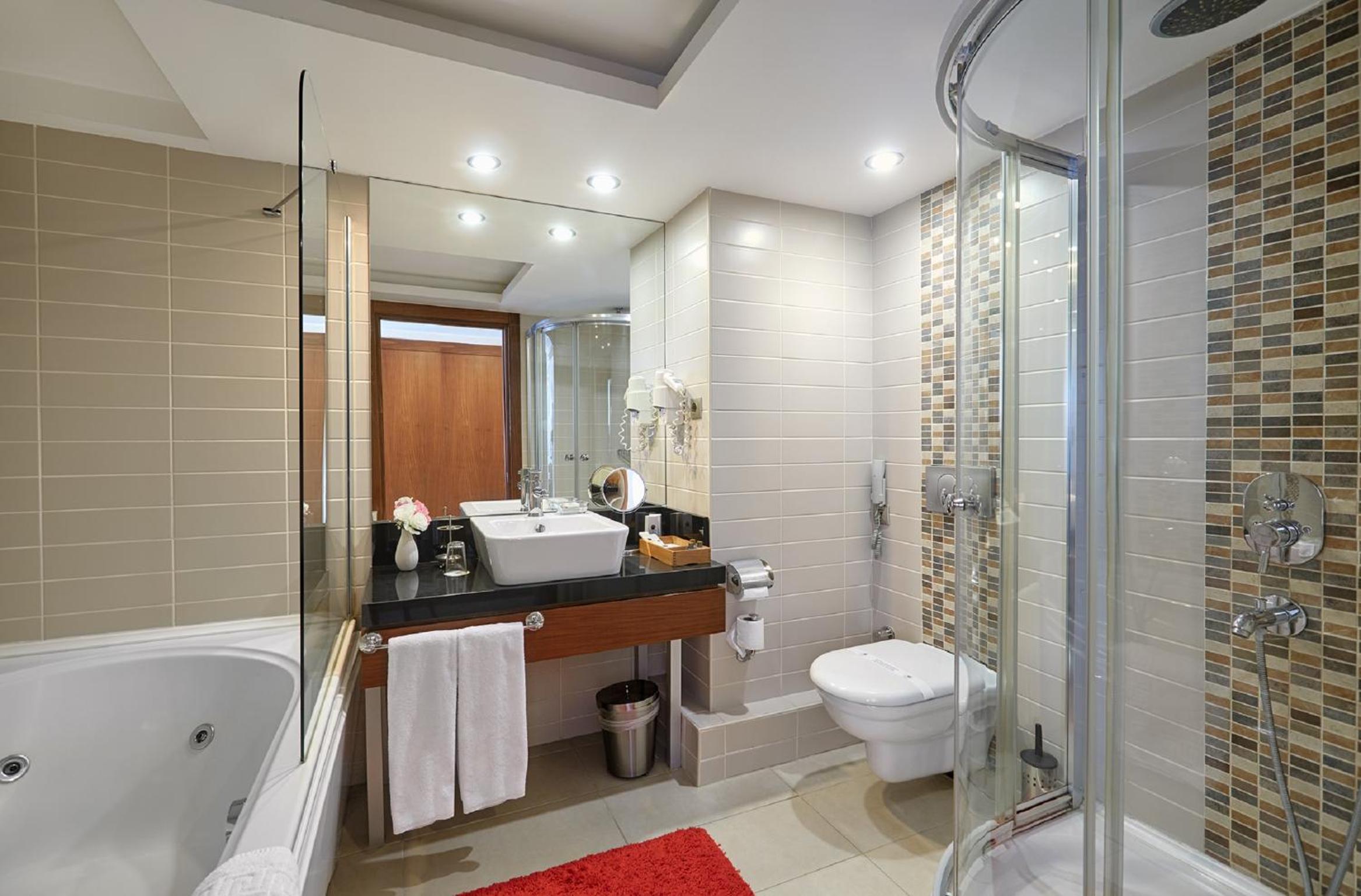 Kordon Hotel Pasaport - Image 18