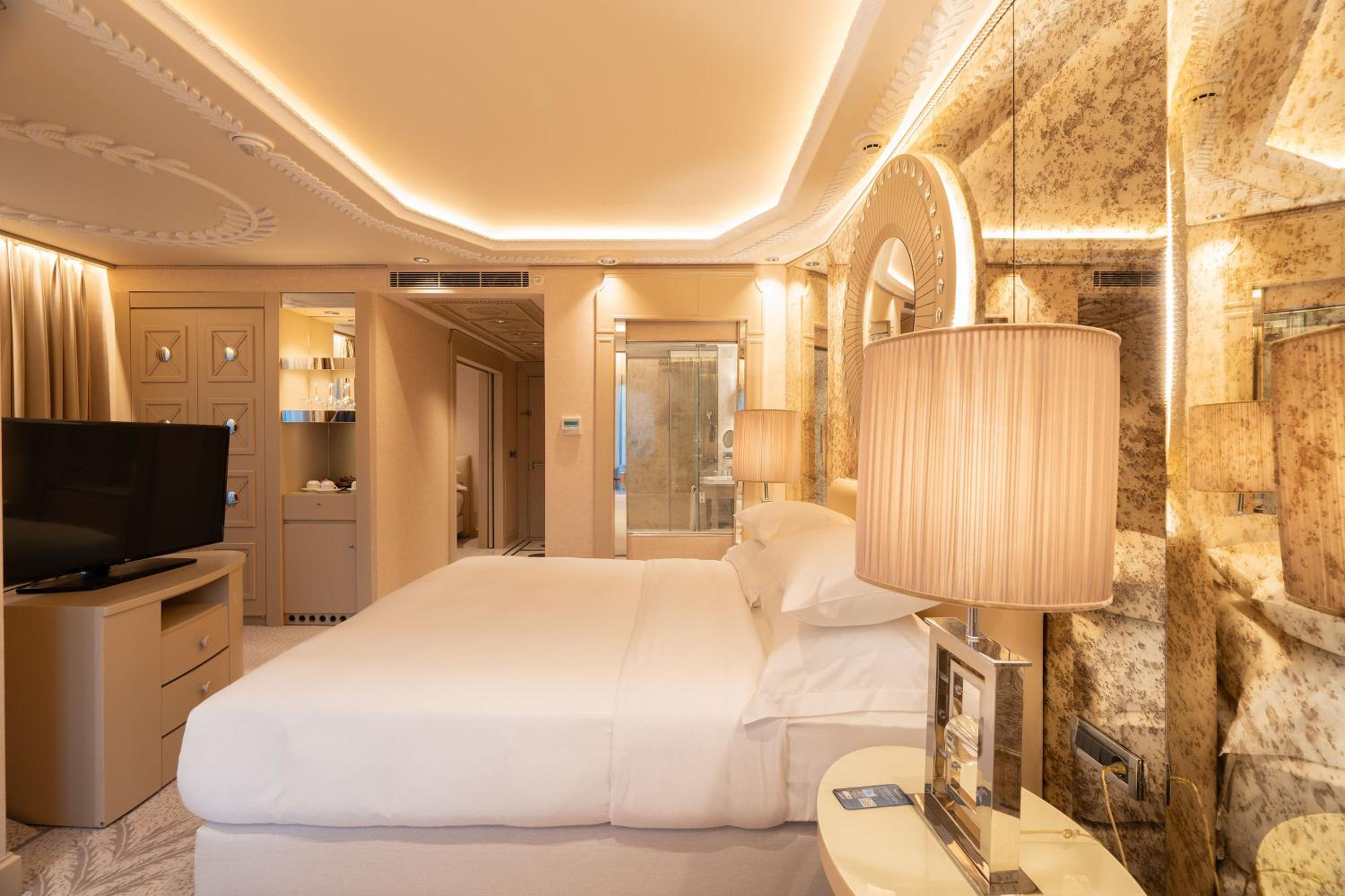 Wyndham Grand Istanbul Kalamış Marina Hotel - Image 168