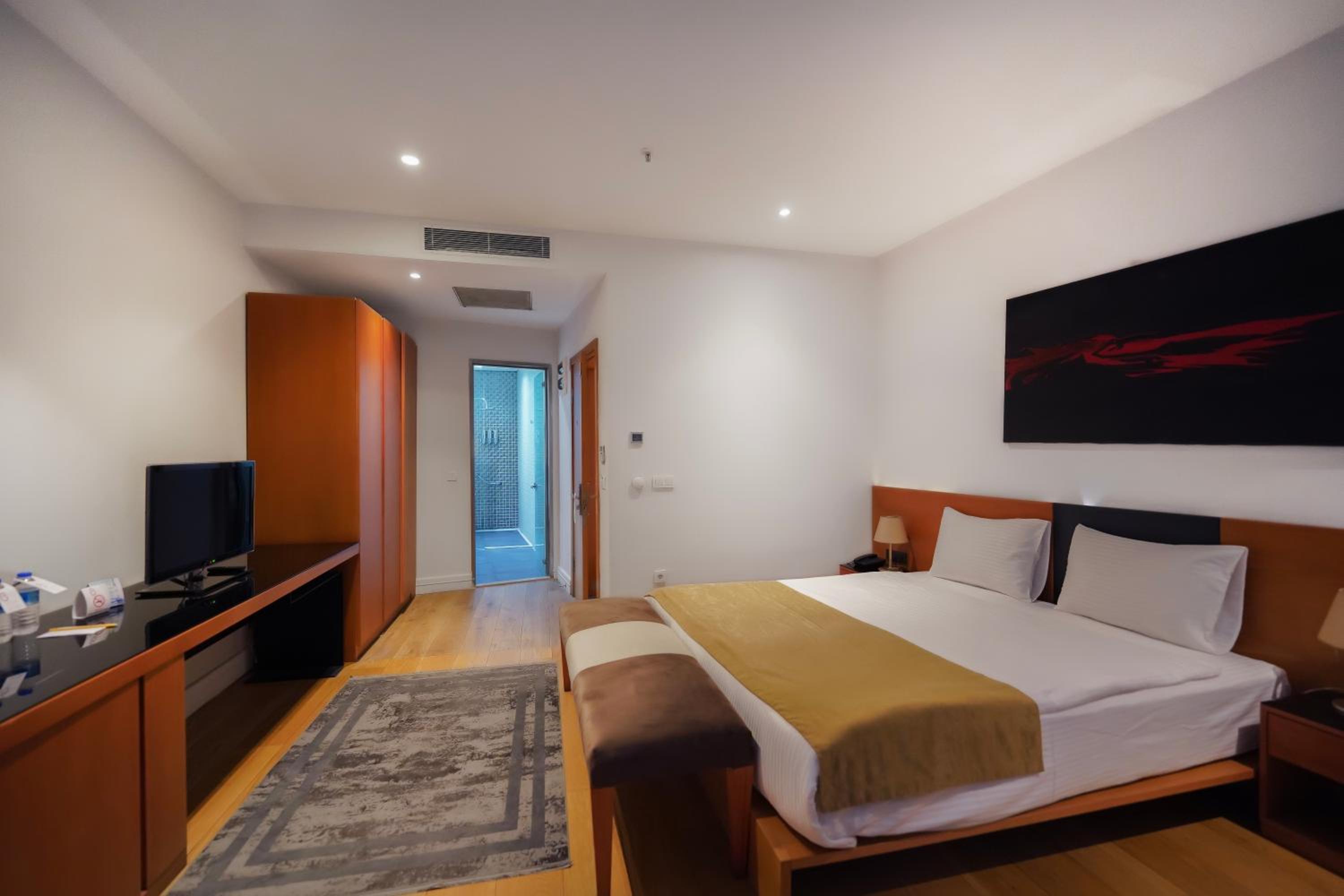 Misafir Suites 8 Istanbul - Image 37