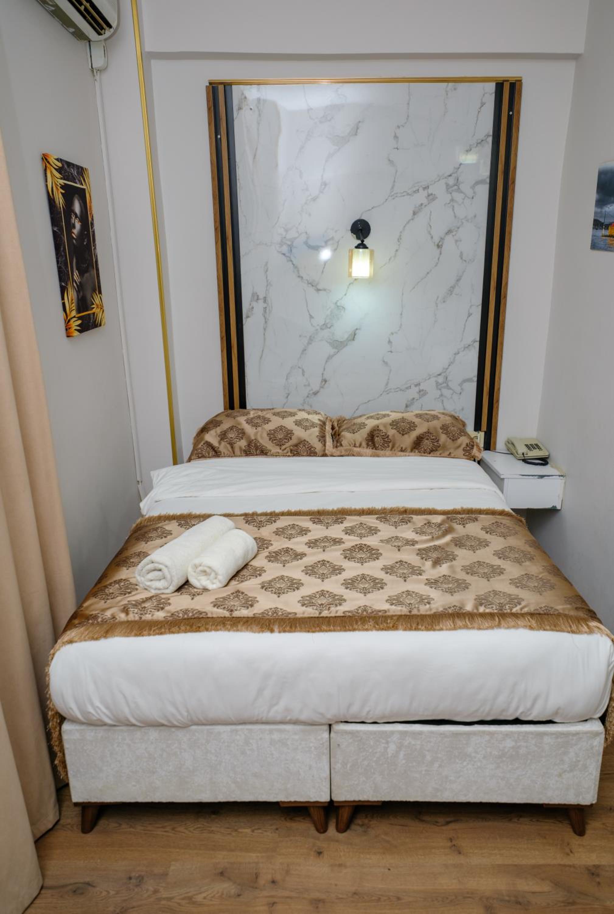 SENYOR GARDEN HOTEL - Image 54