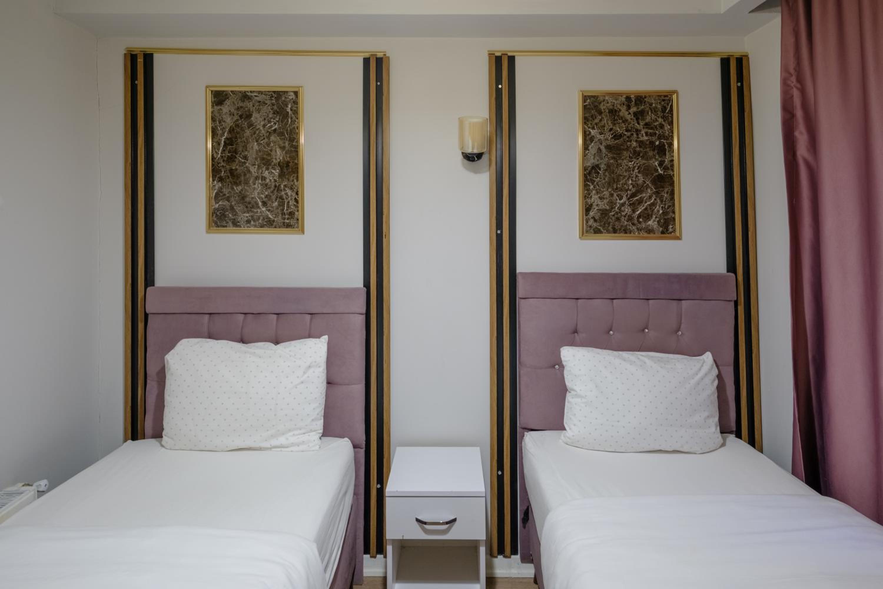 SENYOR GARDEN HOTEL - Image 59
