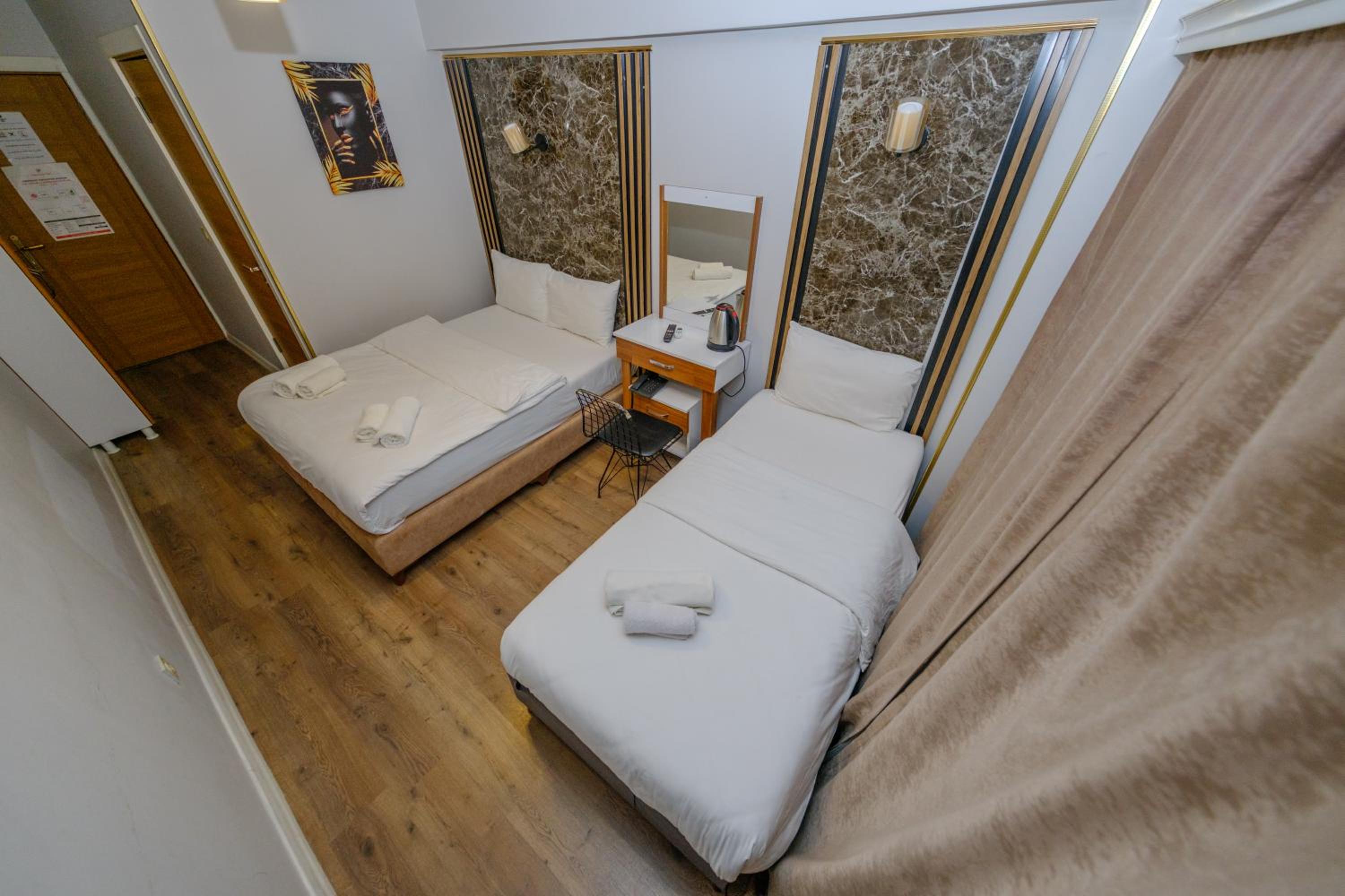 SENYOR GARDEN HOTEL - Image 72