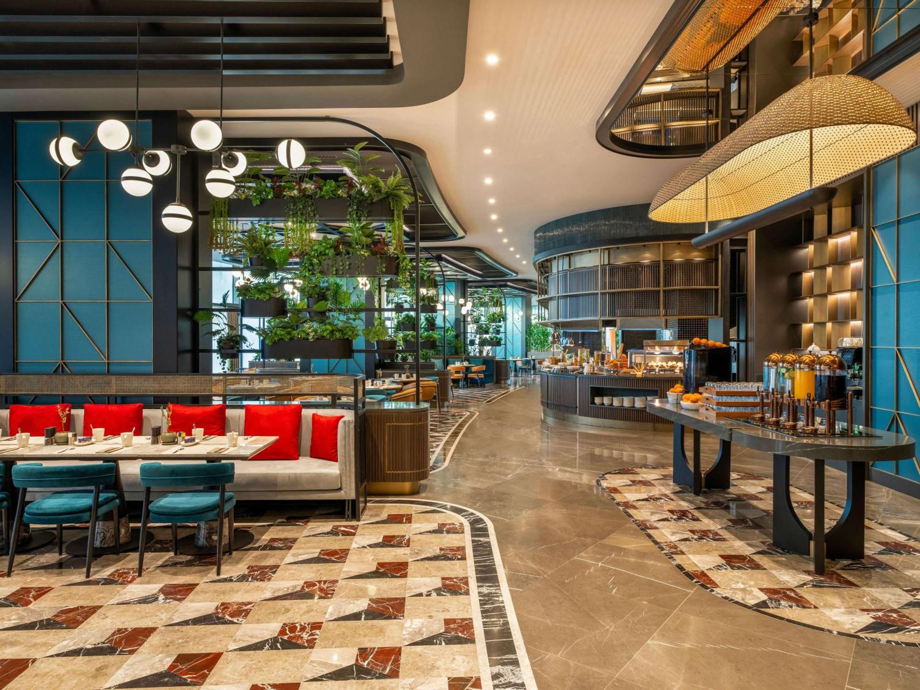 Mövenpick Hotel Istanbul Marmara Sea - Image 27