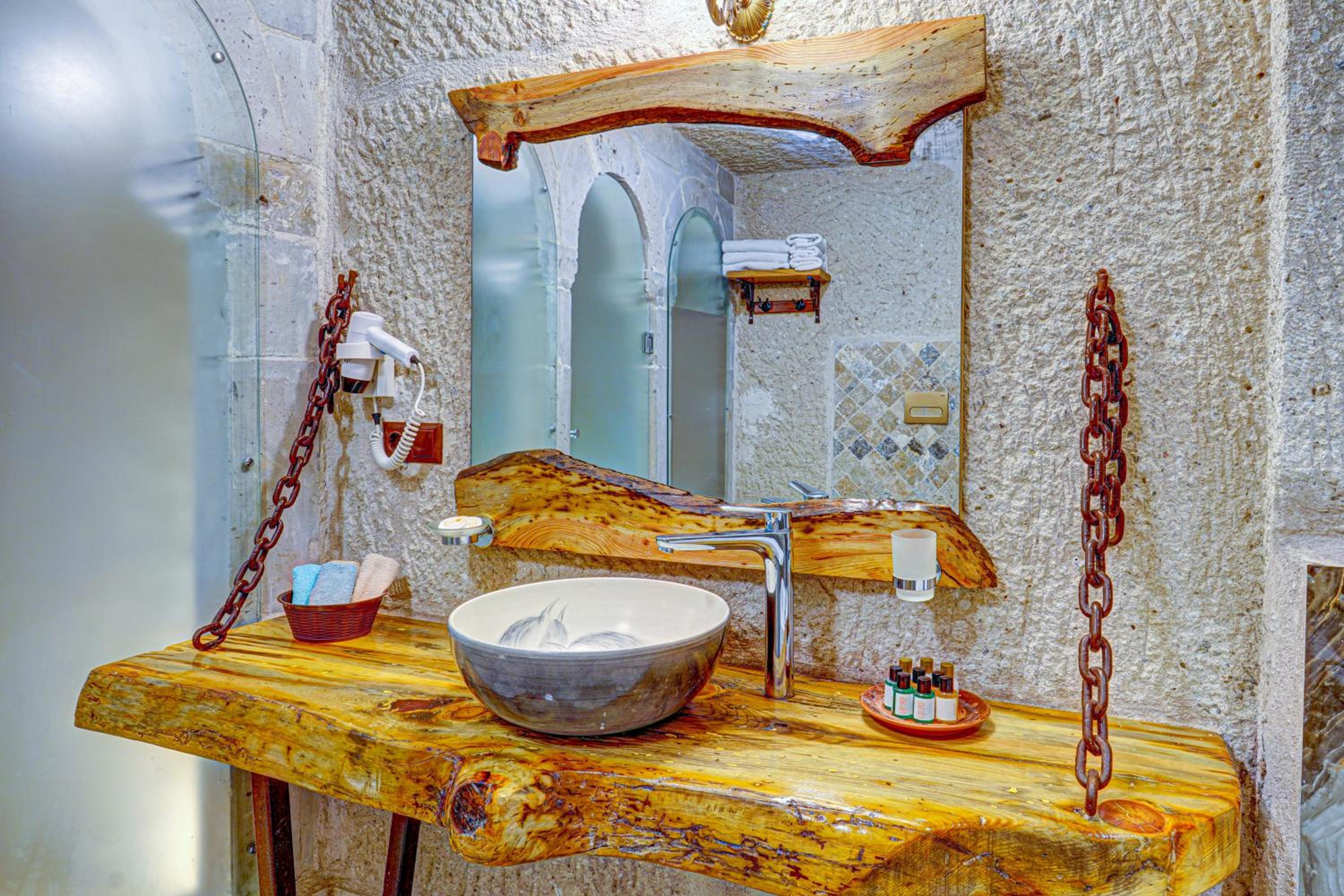 Aren Cave Hotel And Art Gallery - Image 79