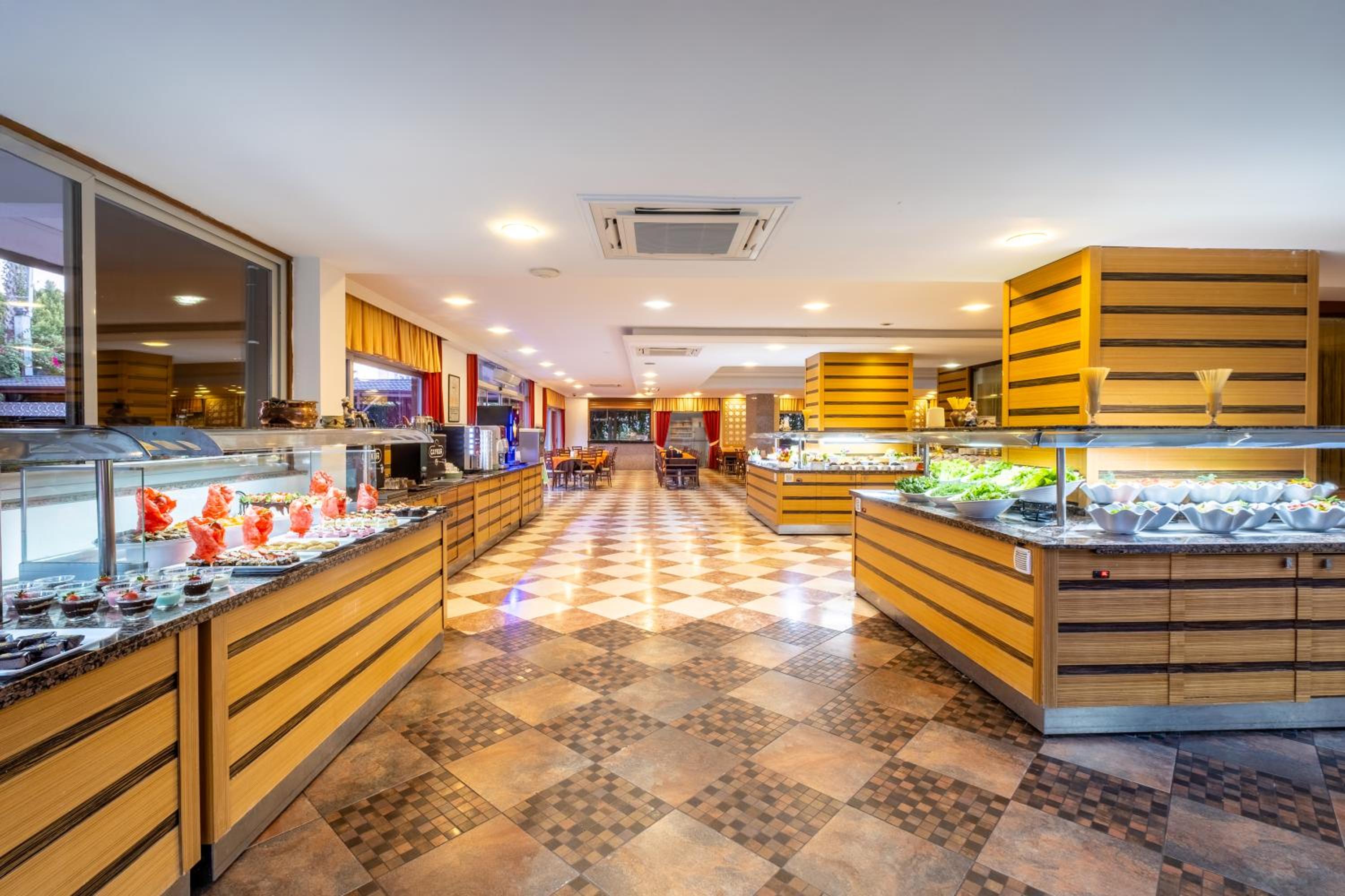 Fame Beach Hotel - Image 32