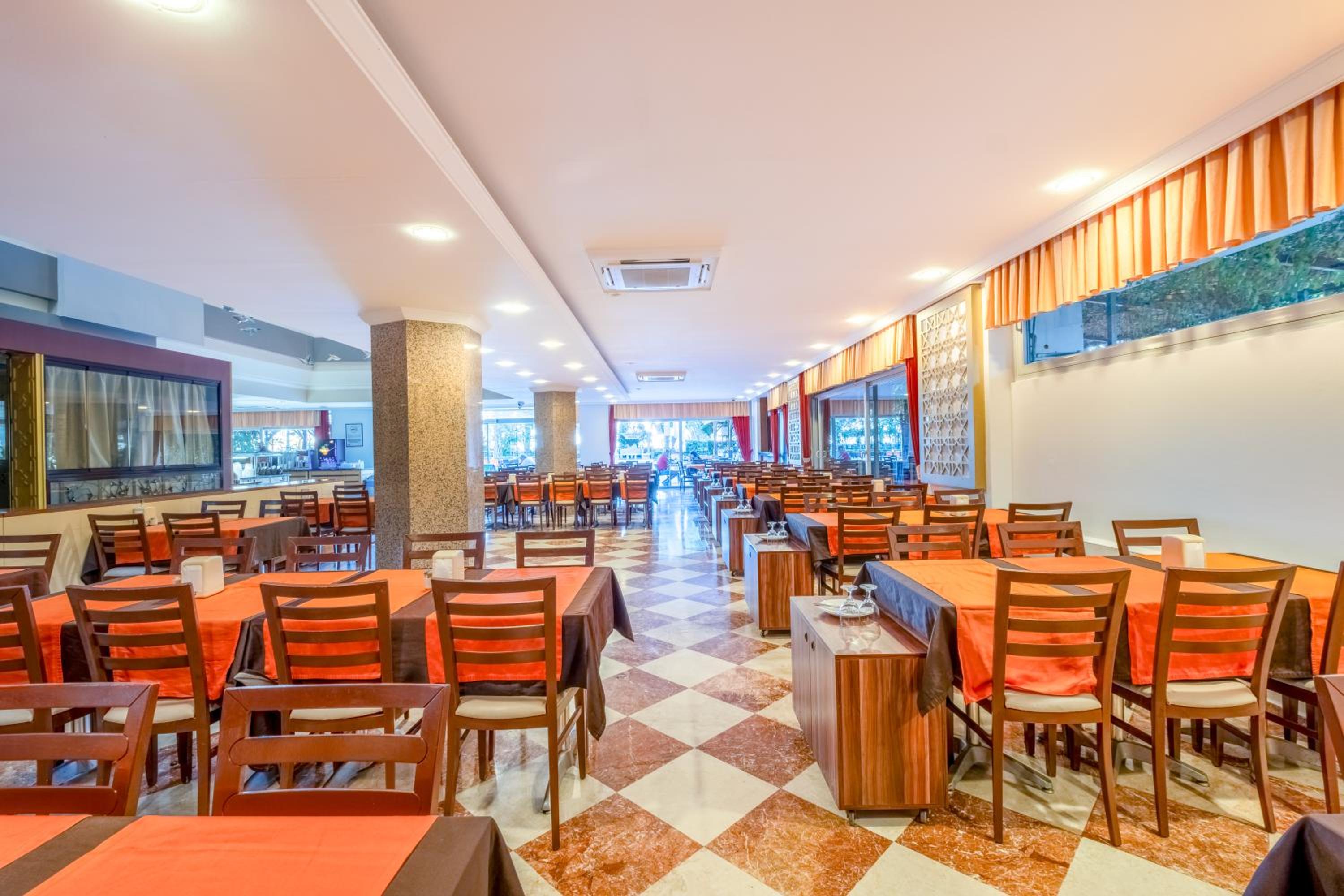Fame Beach Hotel - Image 27