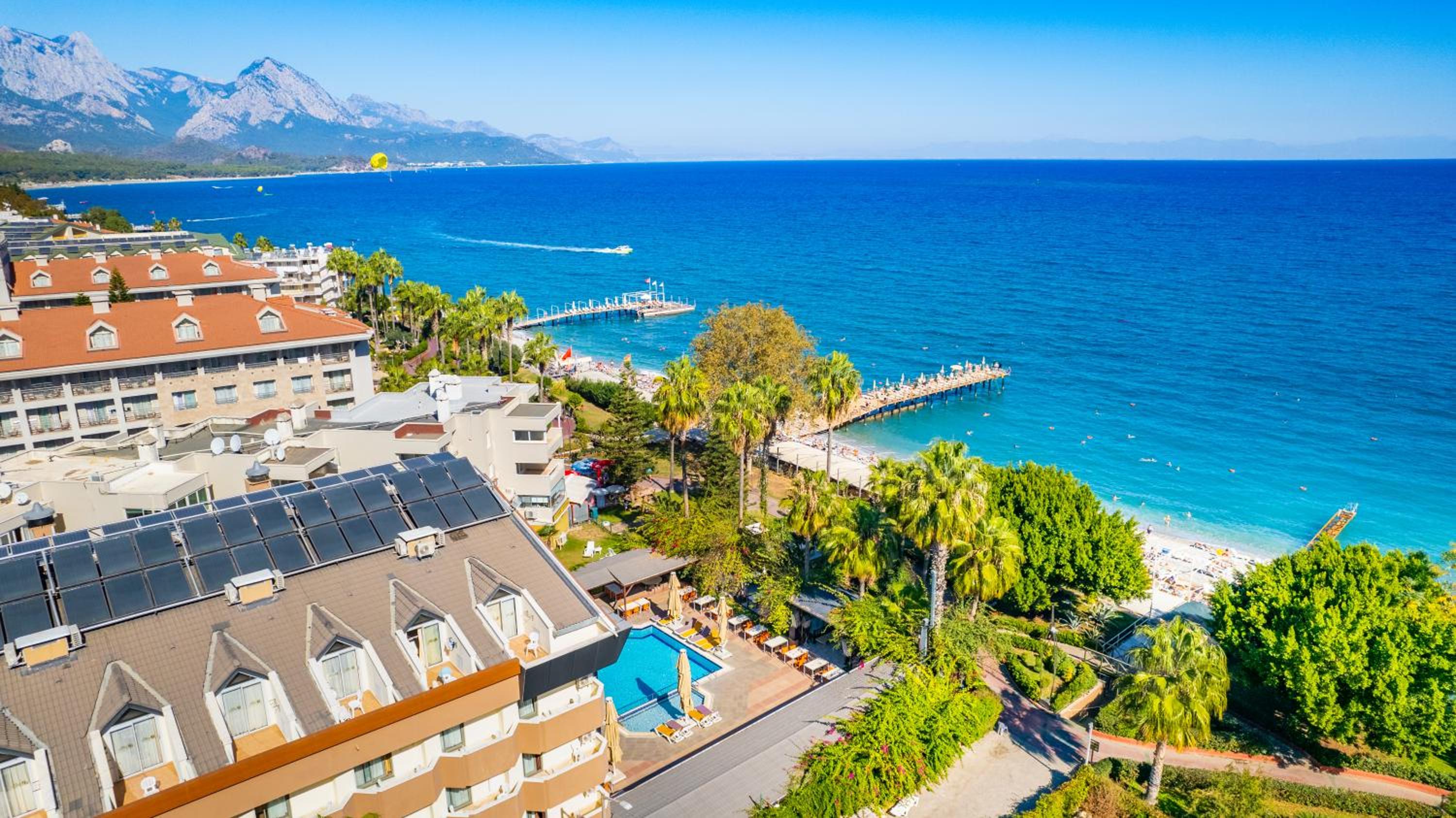 Fame Beach Hotel - Image 10