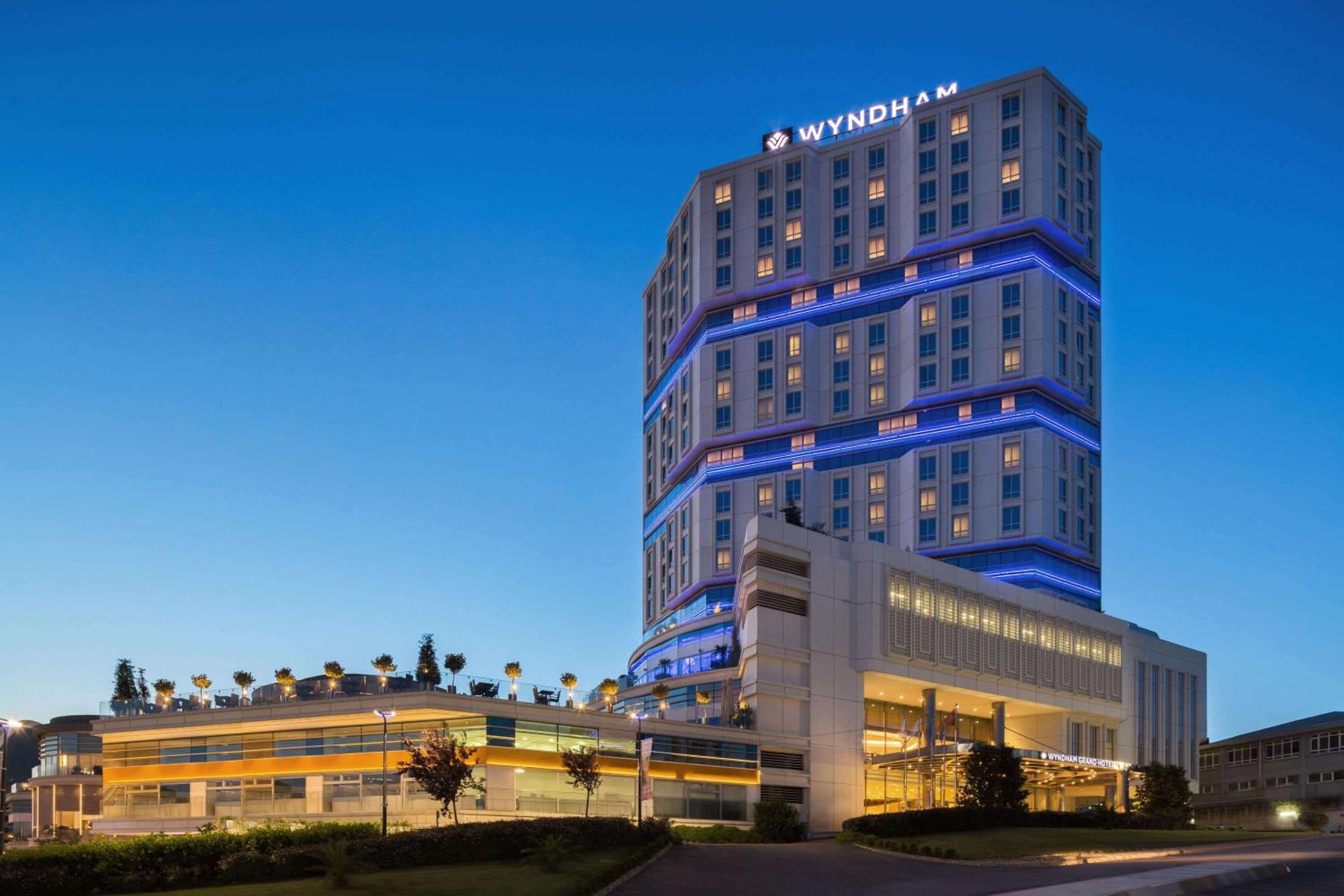 Wyndham Grand Istanbul Europe - Image 42