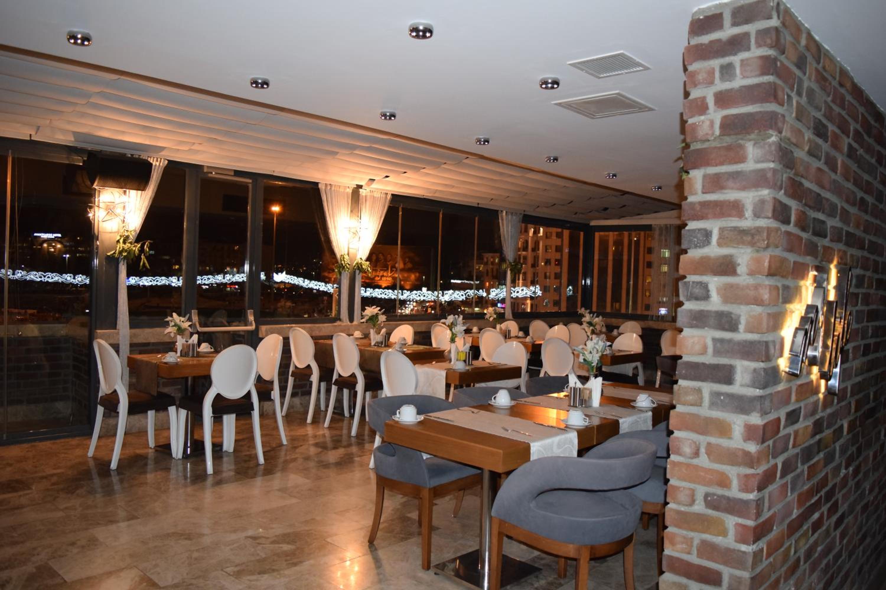Taksim Line Otel - Image 14