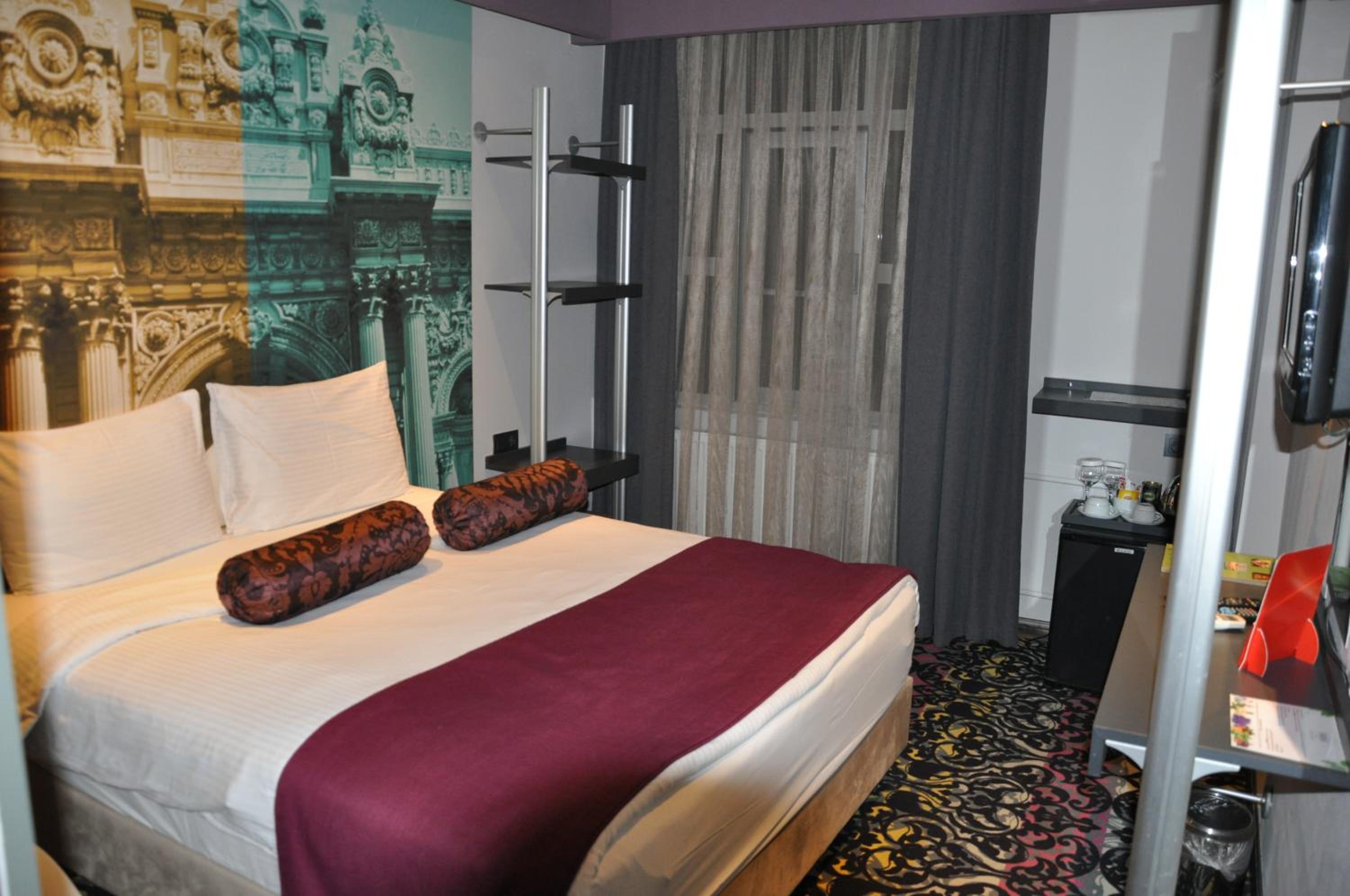 Tulip City Hotel - Image 14