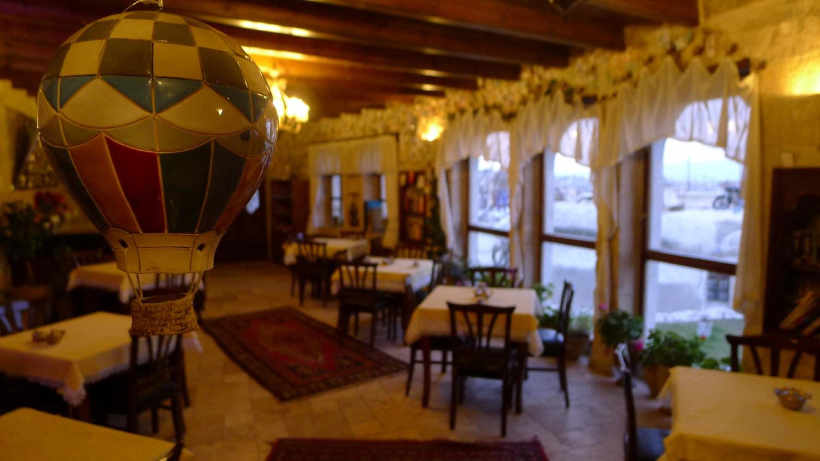 Traveller's Cave Hotel - Image 63