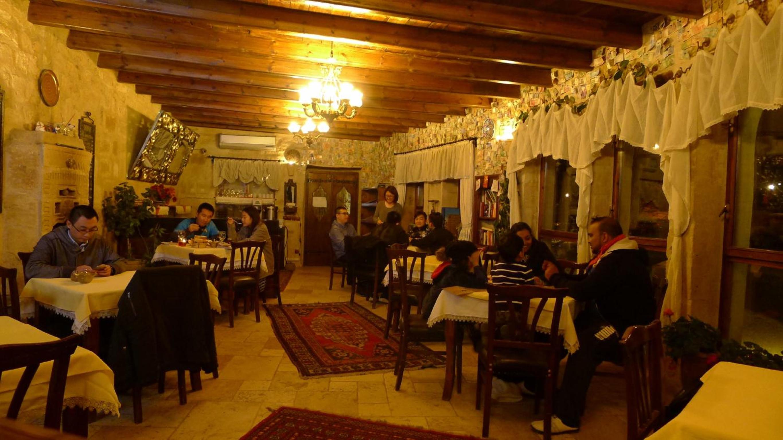 Traveller's Cave Hotel - Image 133