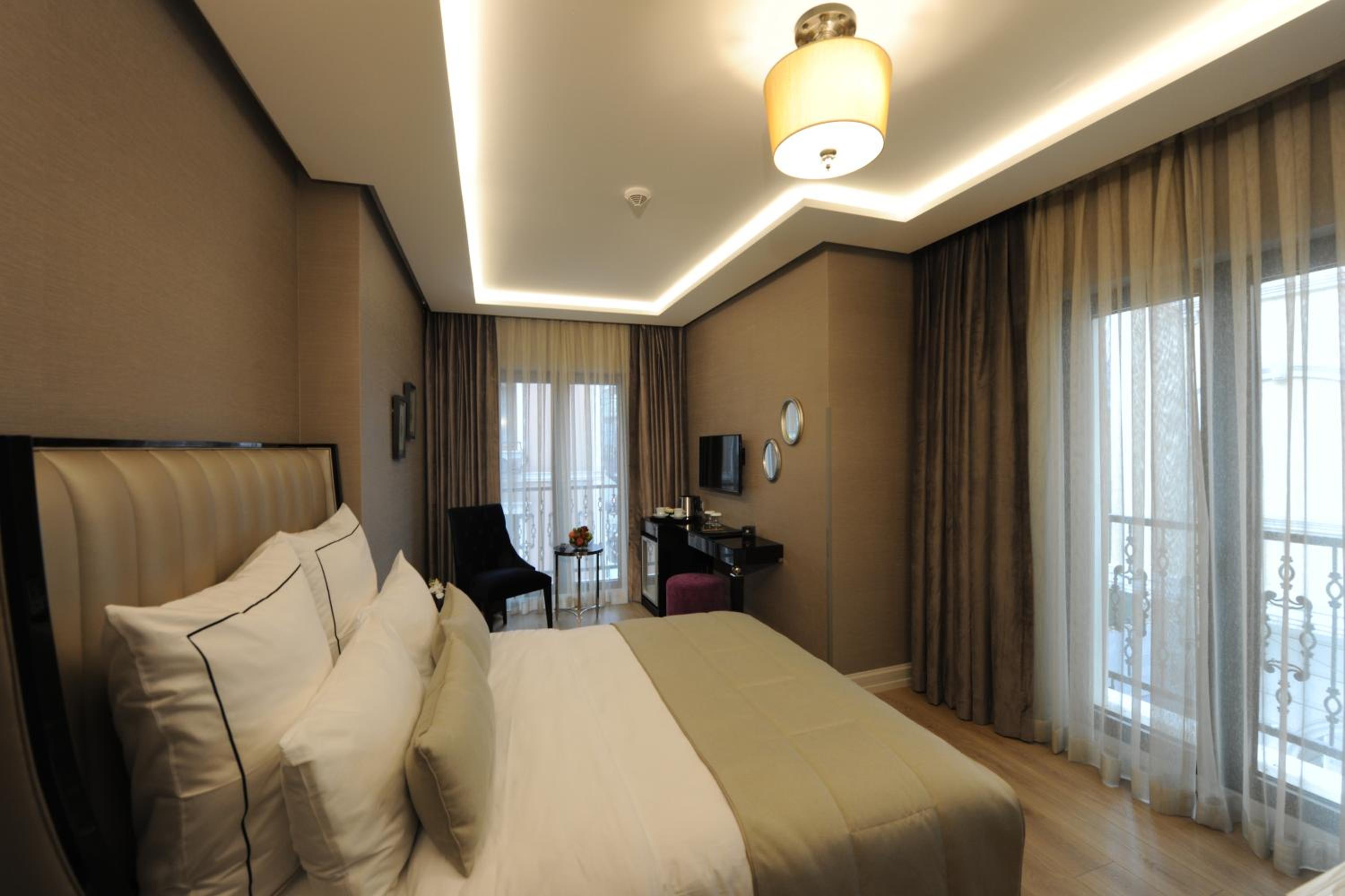 Le Petit Palace Hotel - Special Category - Image 5