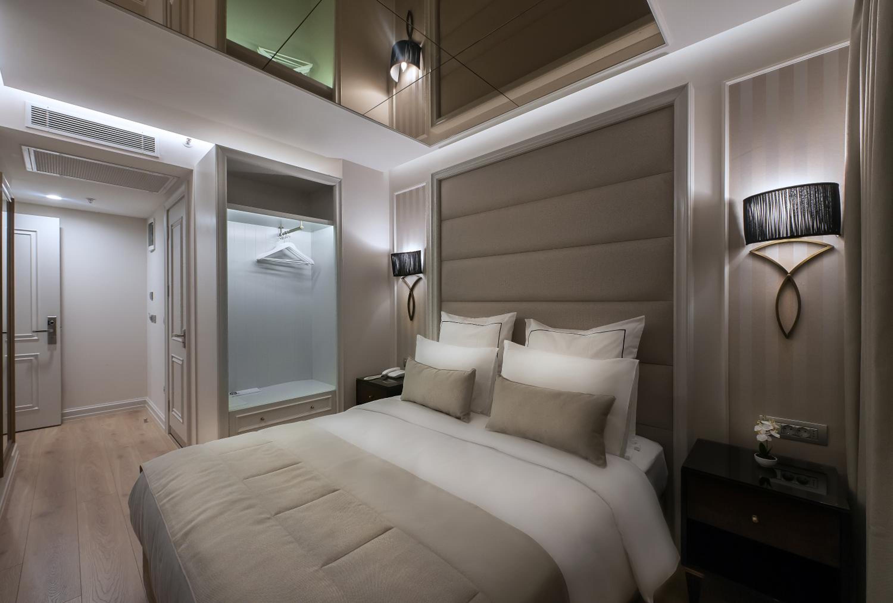 Le Petit Palace Hotel - Special Category - Image 52
