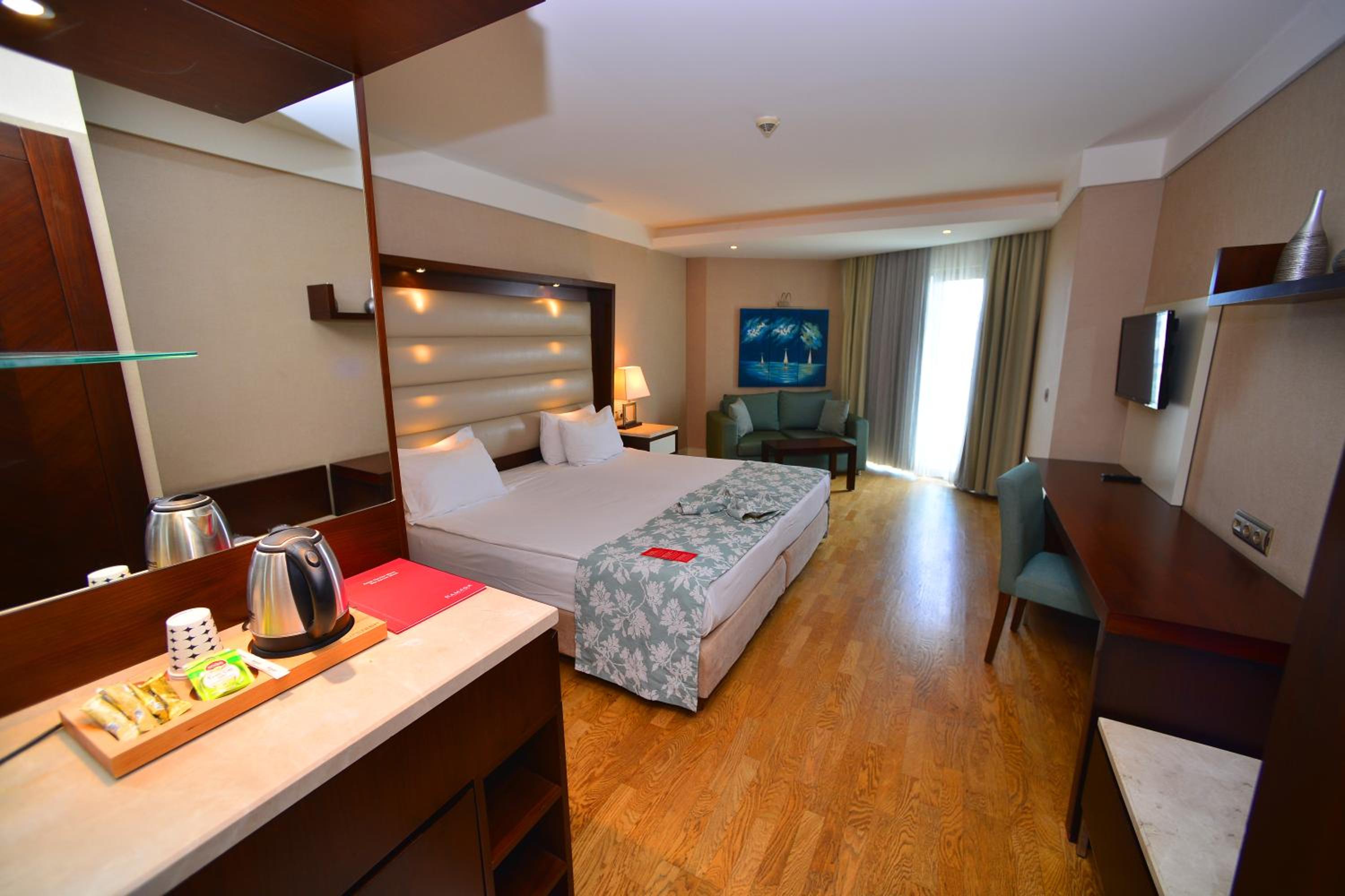 Ramada Plaza Antalya - Image 5