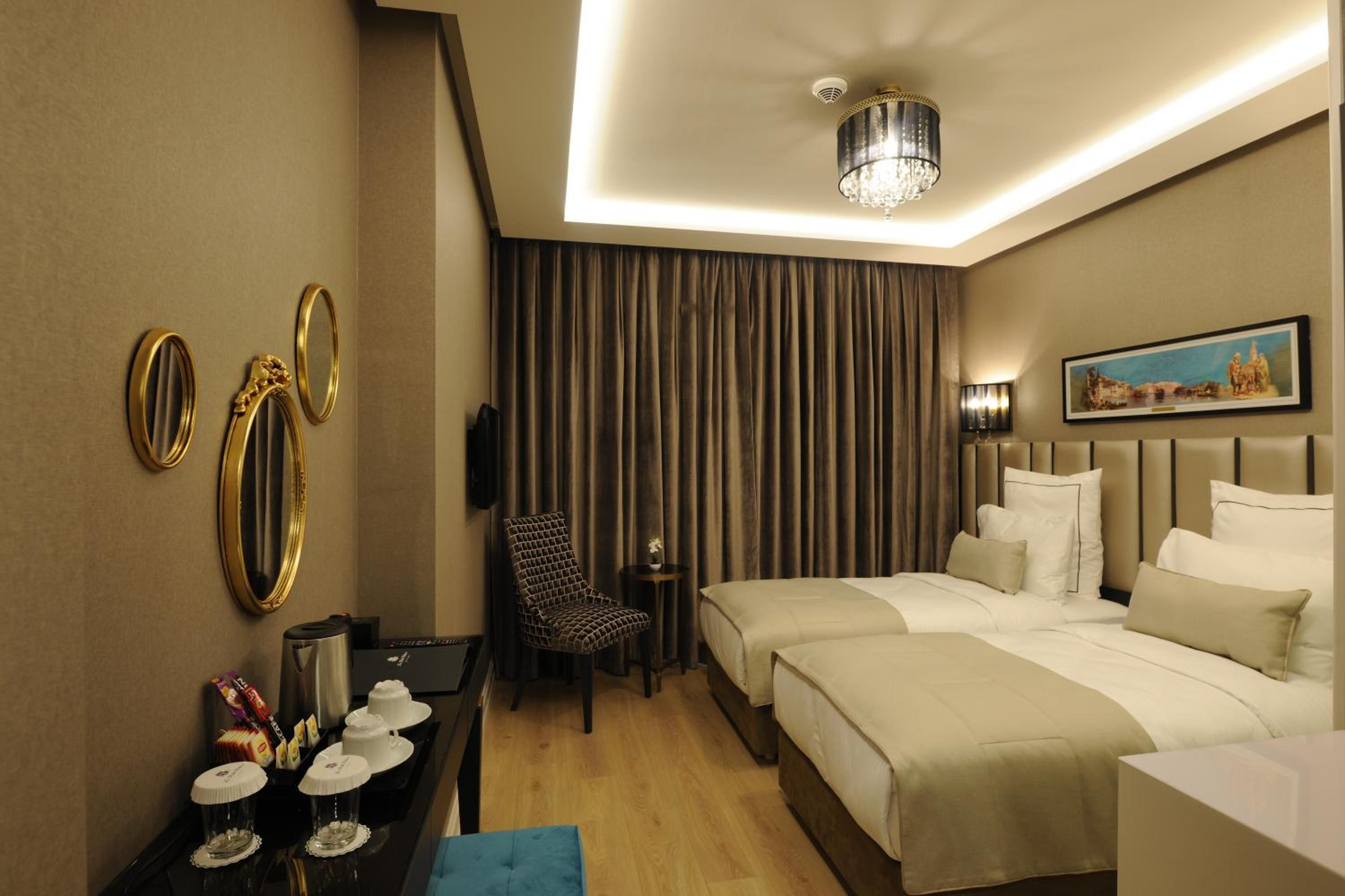 Le Petit Palace Hotel - Special Category - Image 35