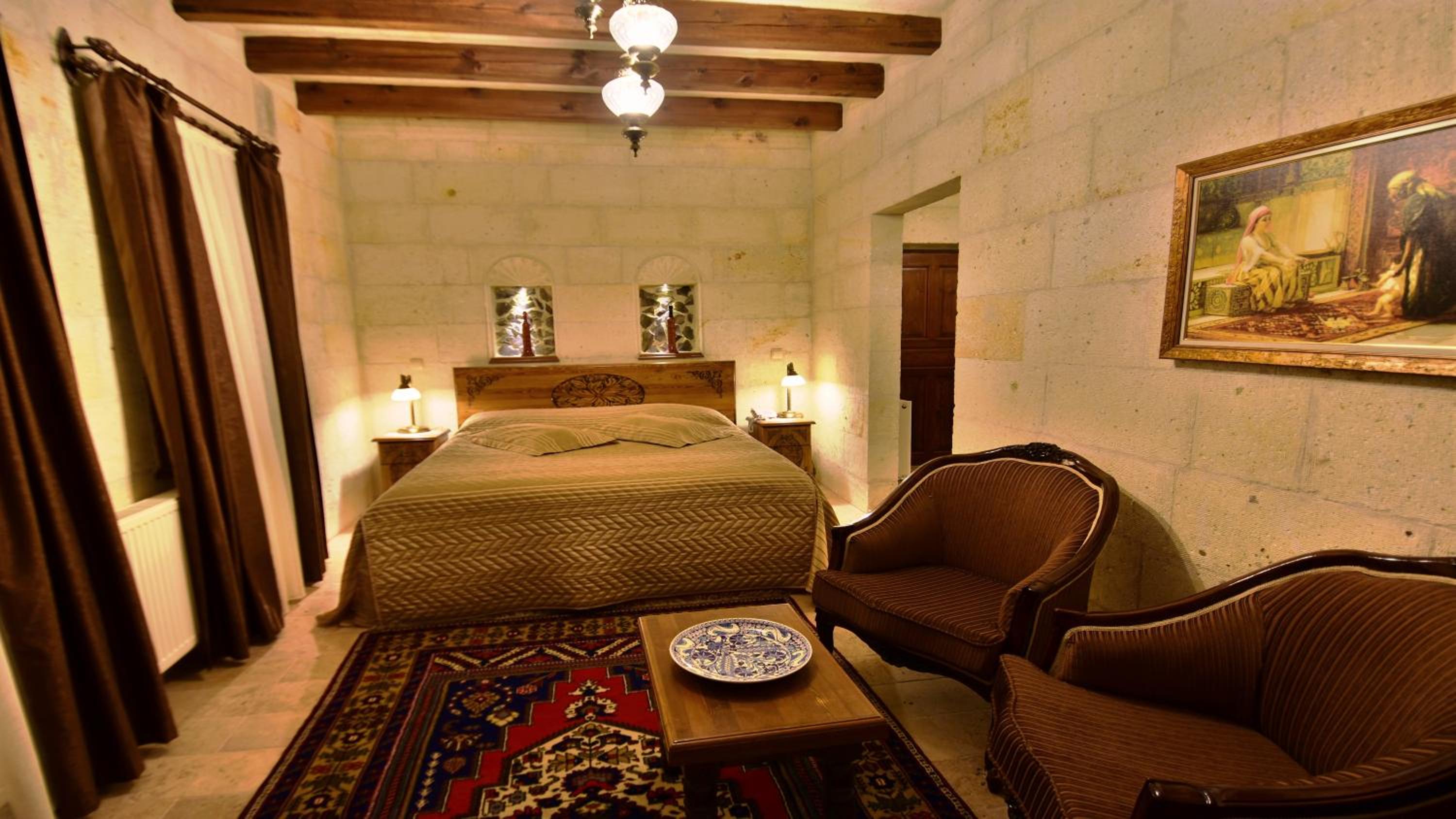 Harman Cave Hotel - Image 144