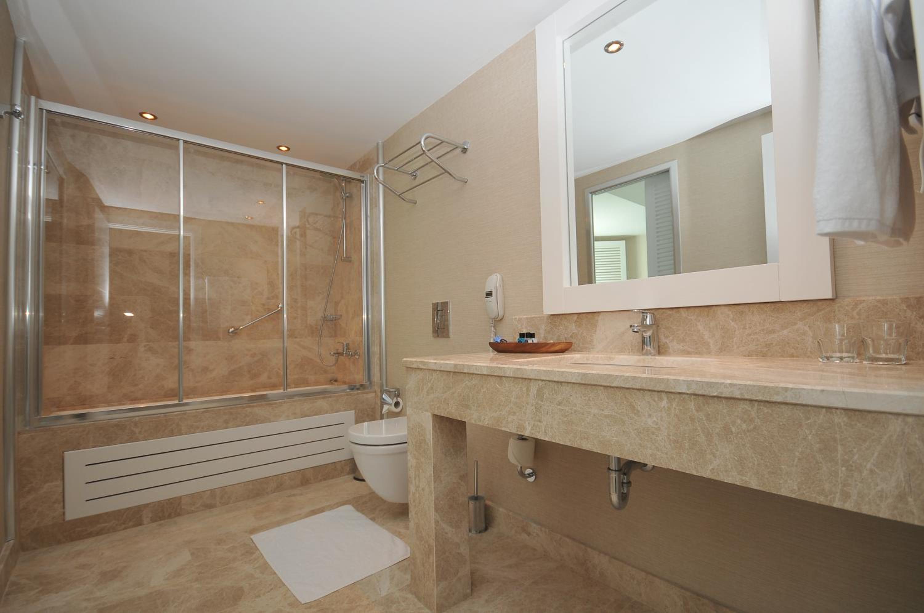 Alesta Yacht Otel - Image 35