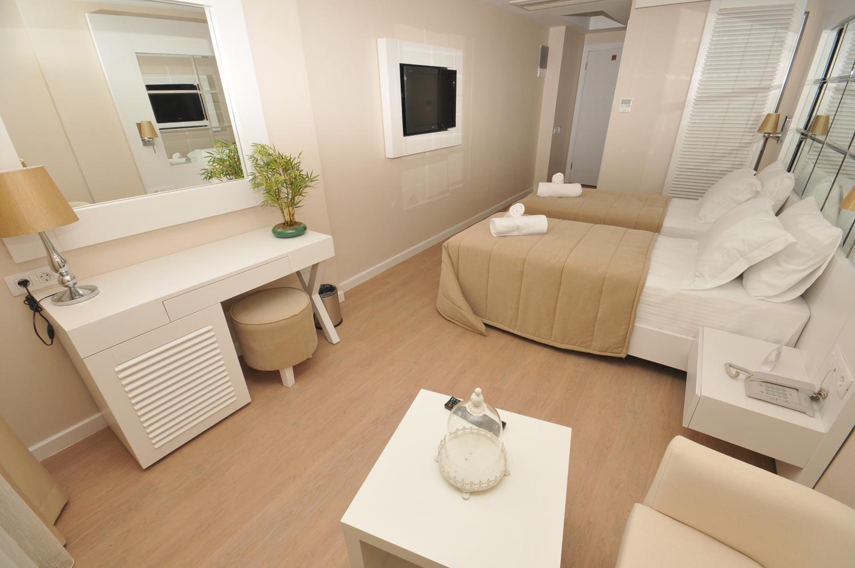 Alesta Yacht Otel - Image 38