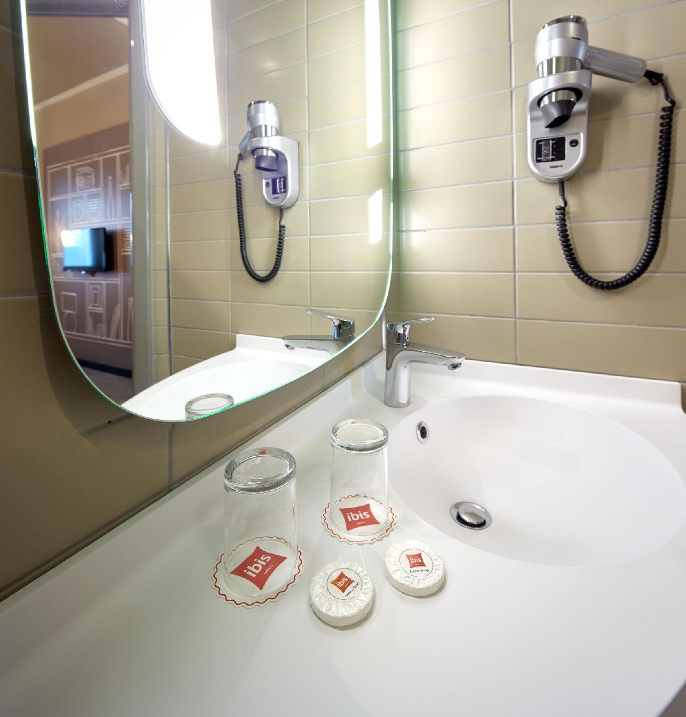 Ibis İstanbul West - Image 78