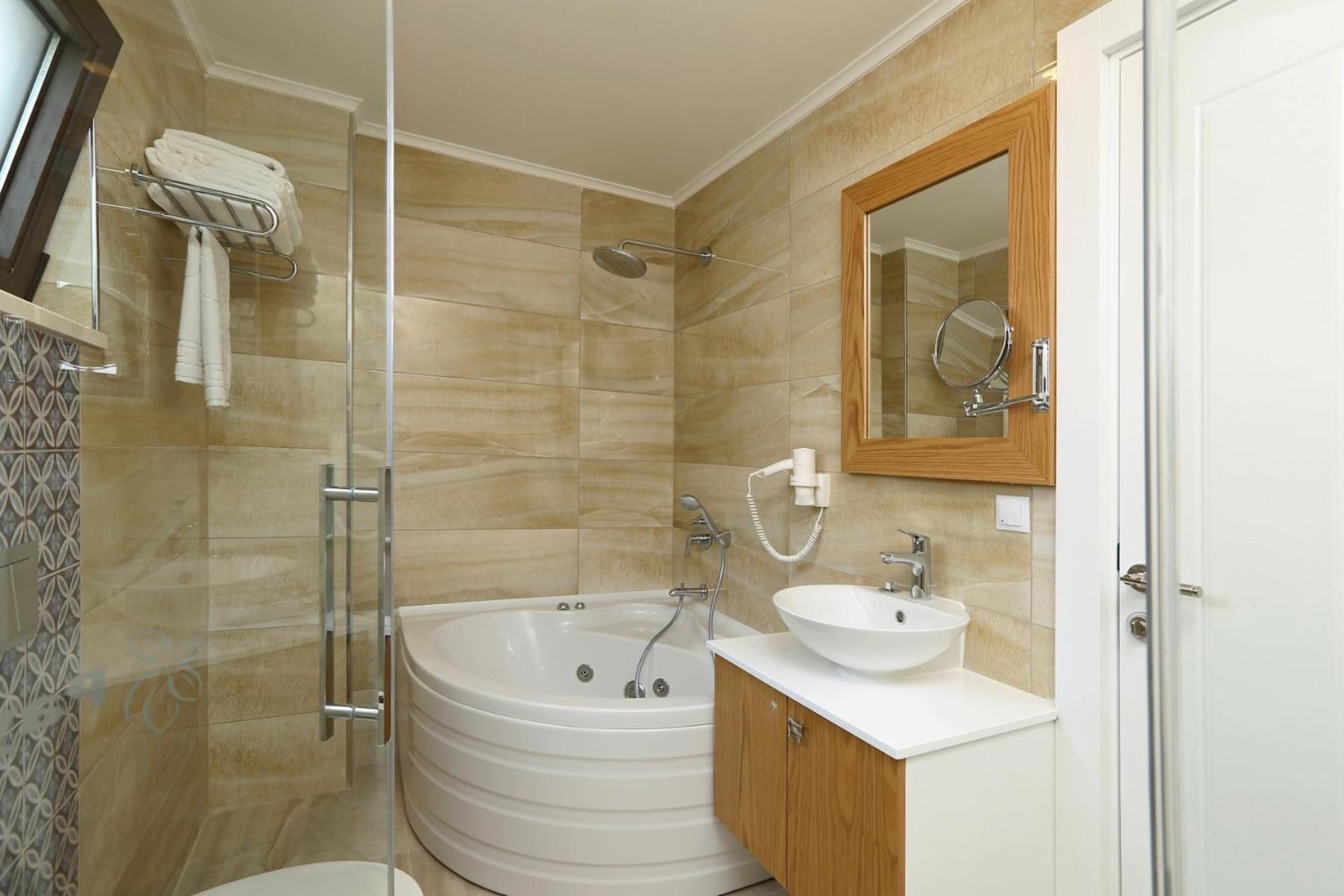 Payam Hotel - Image 114