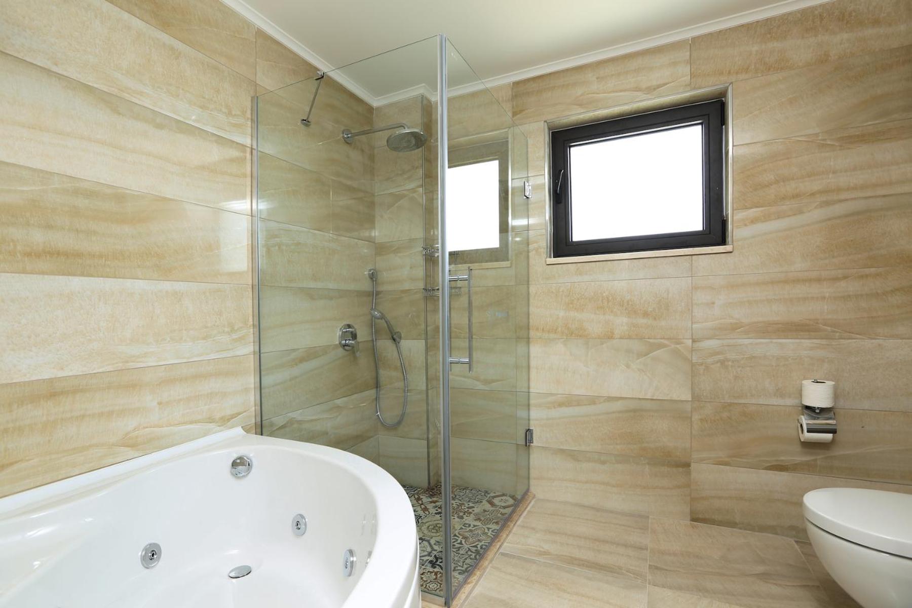 Payam Hotel - Image 13