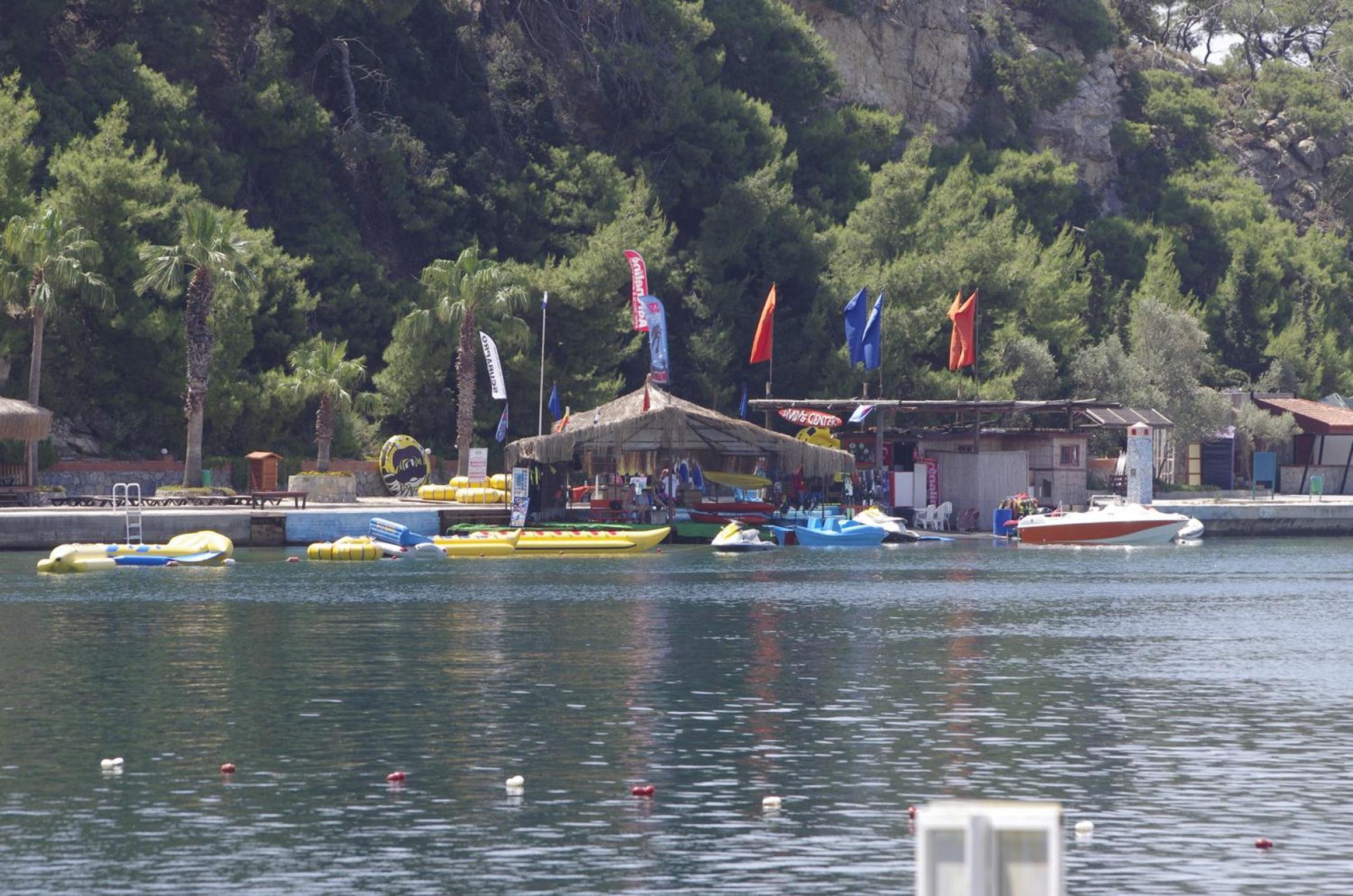 Pine Bay Holiday Resort - Image 78