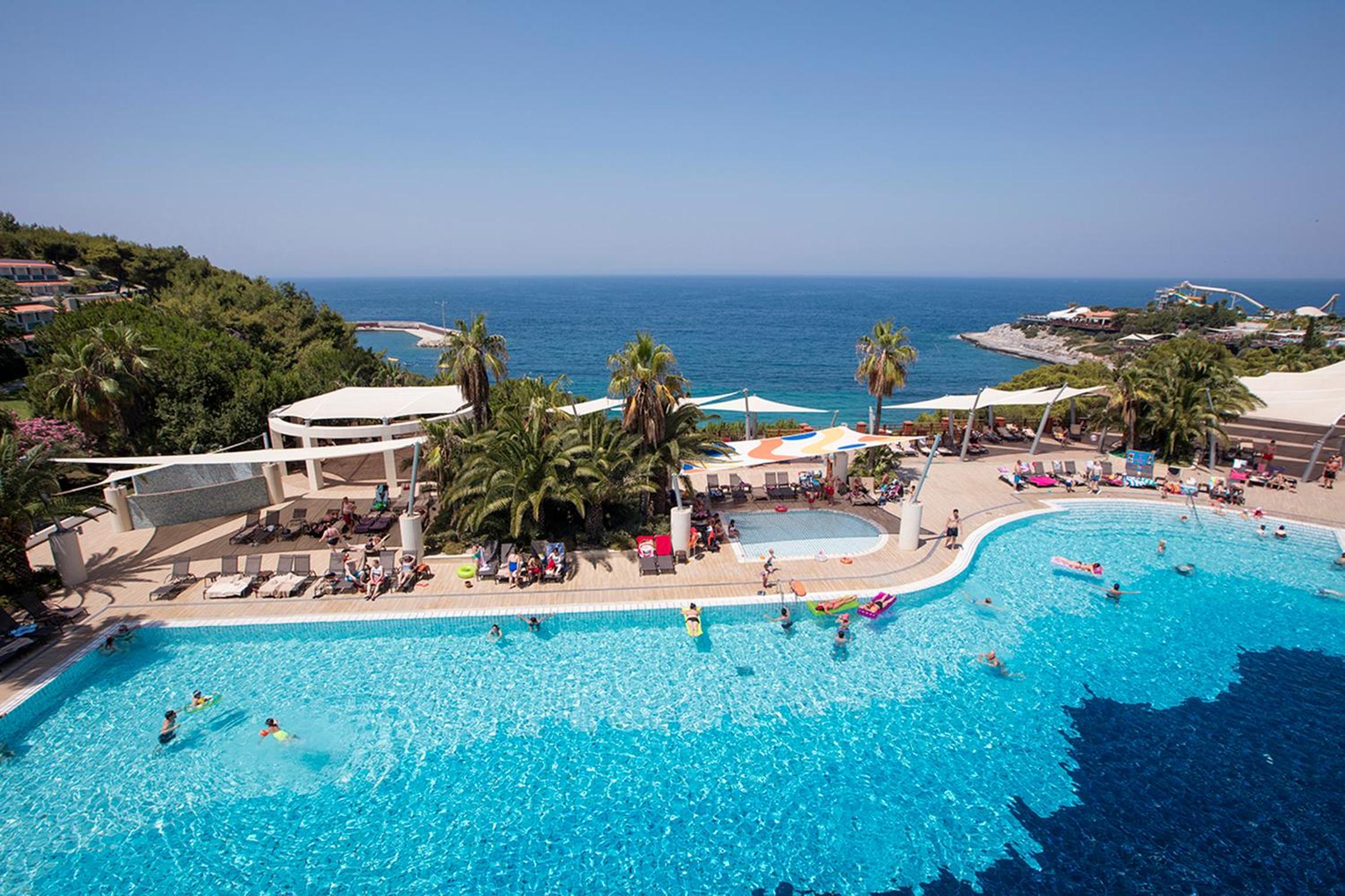 Pine Bay Holiday Resort - Image 106