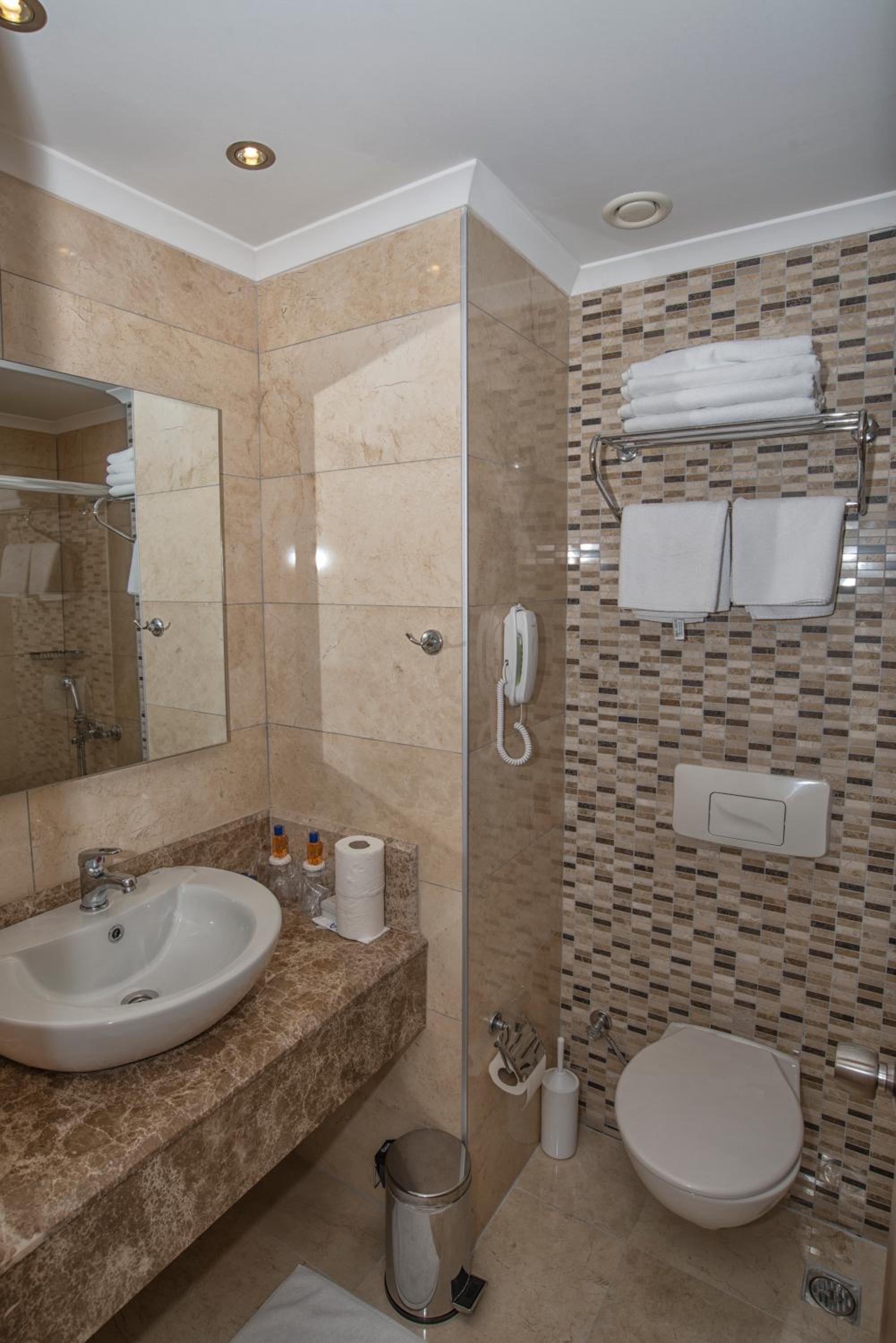 Riviera Hotel & Spa - Image 42