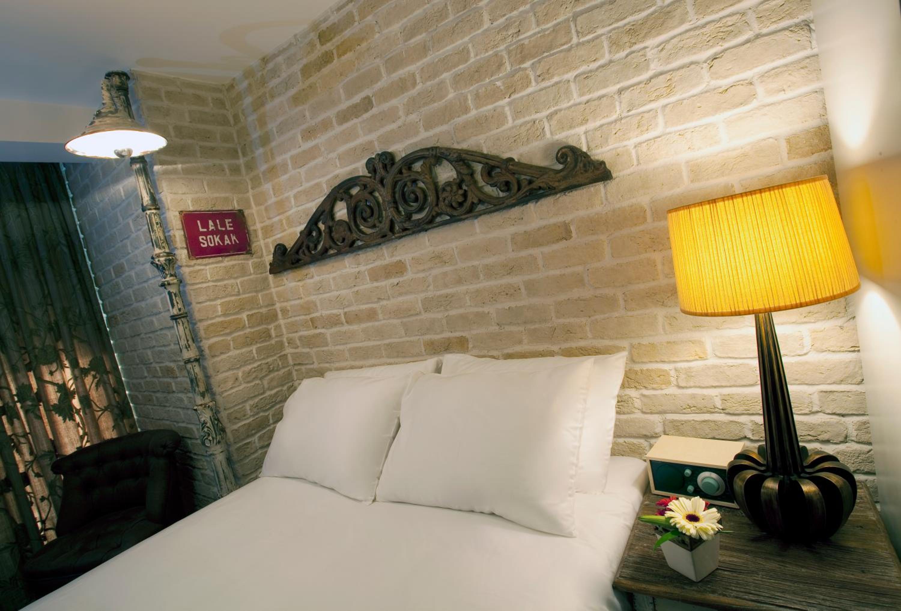 Hypnos Design Hotel - Image 13