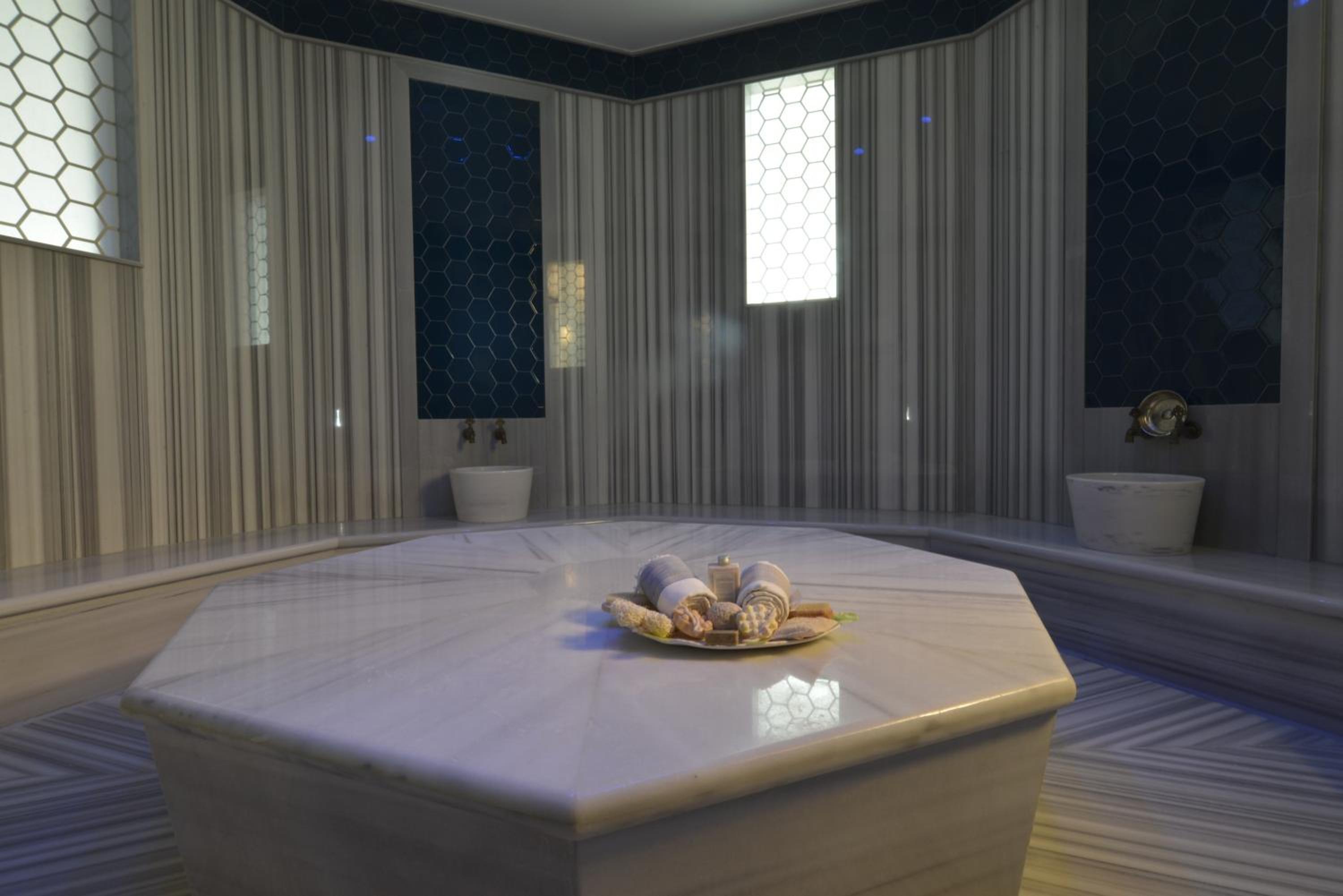 Wyndham Grand Istanbul Europe - Image 29