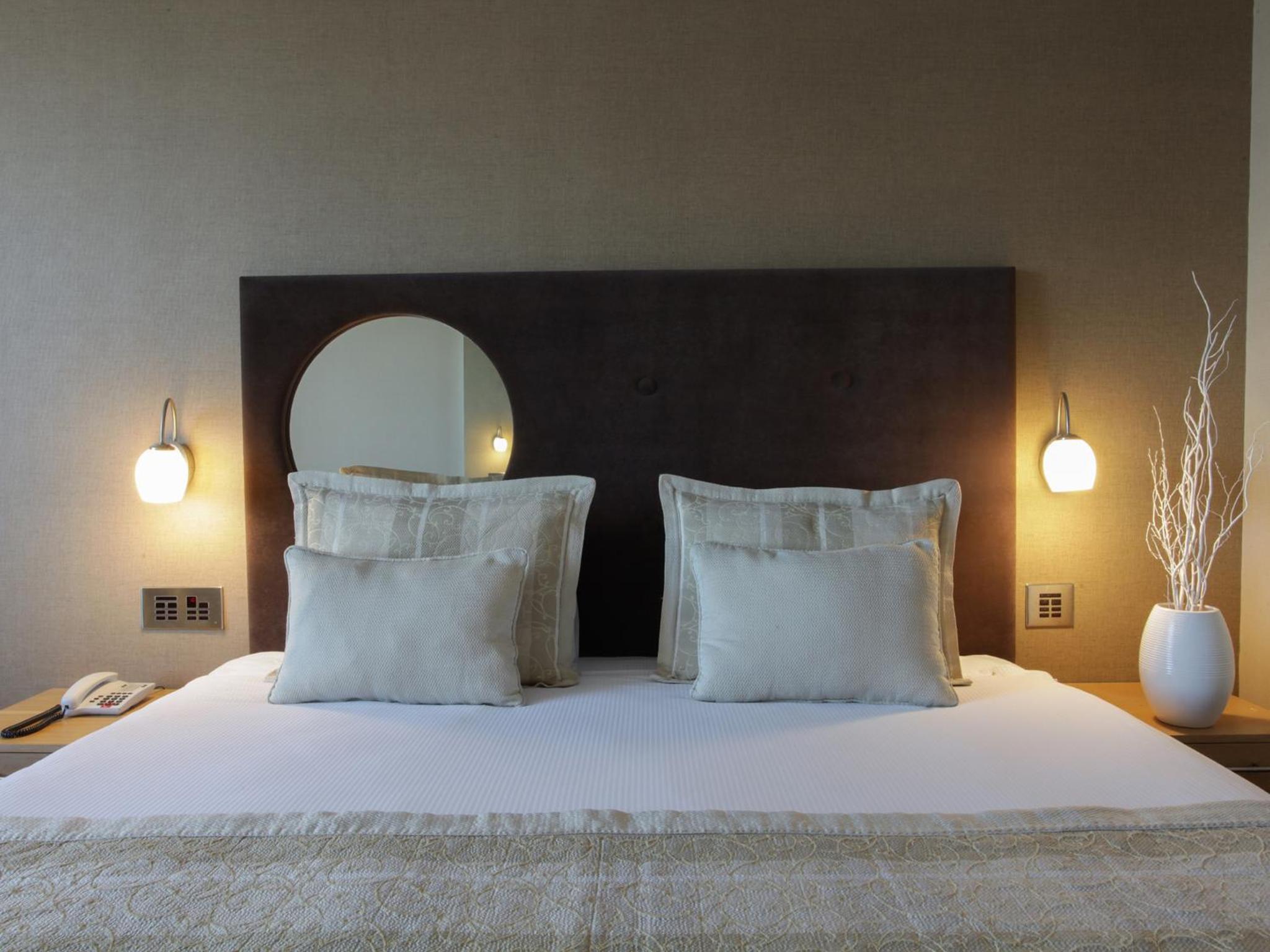 WOW Airport Hotel - Image 28