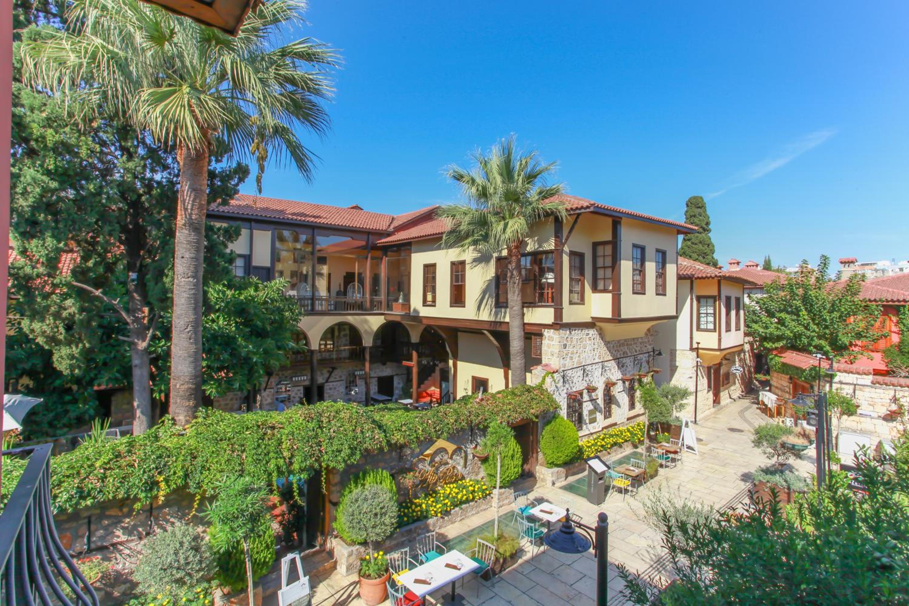 Alp Pasa Oteli - Özel Sınıf - Image 62