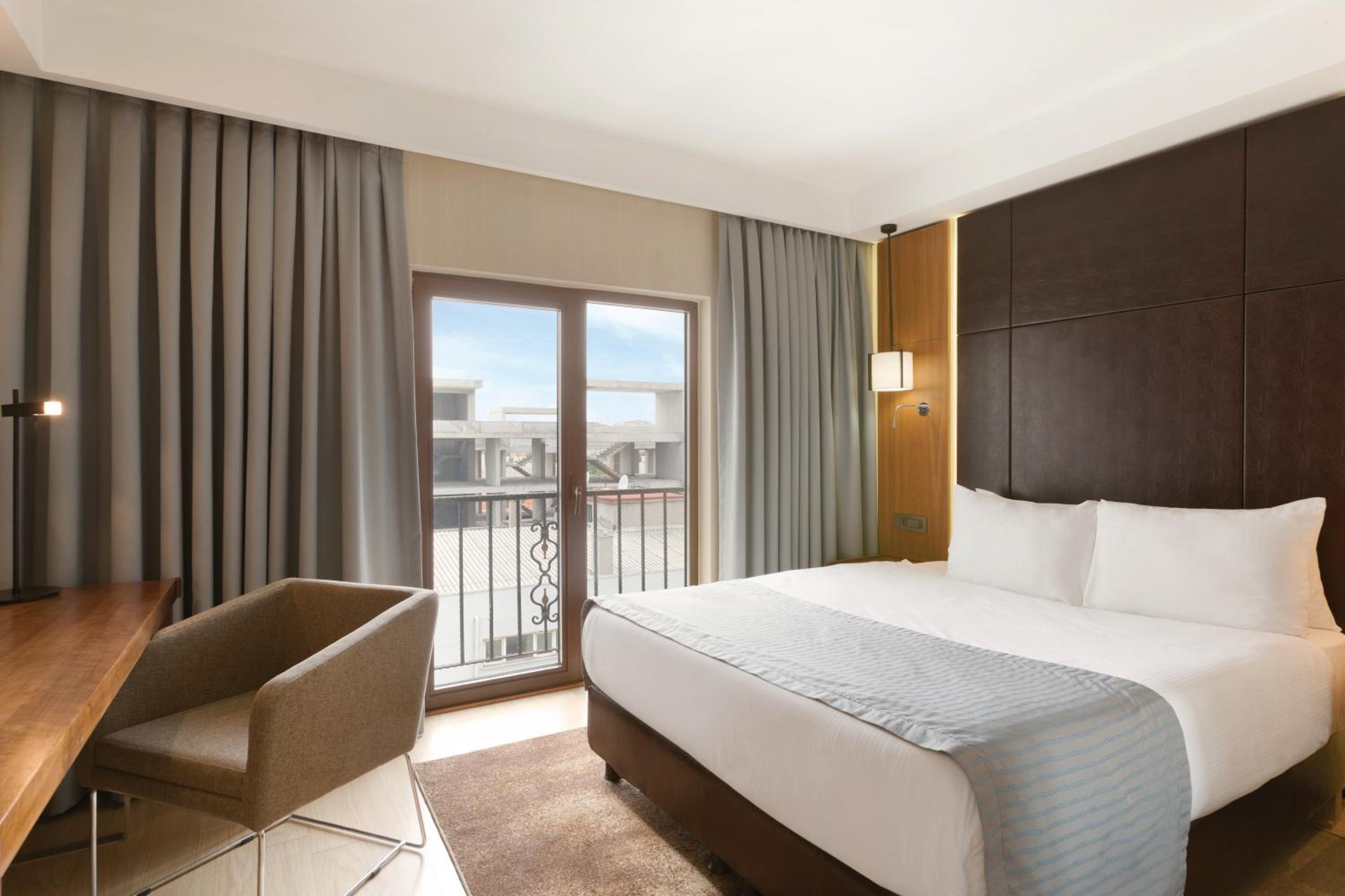 Ramada by Wyndham İstanbul Florya - Image 10