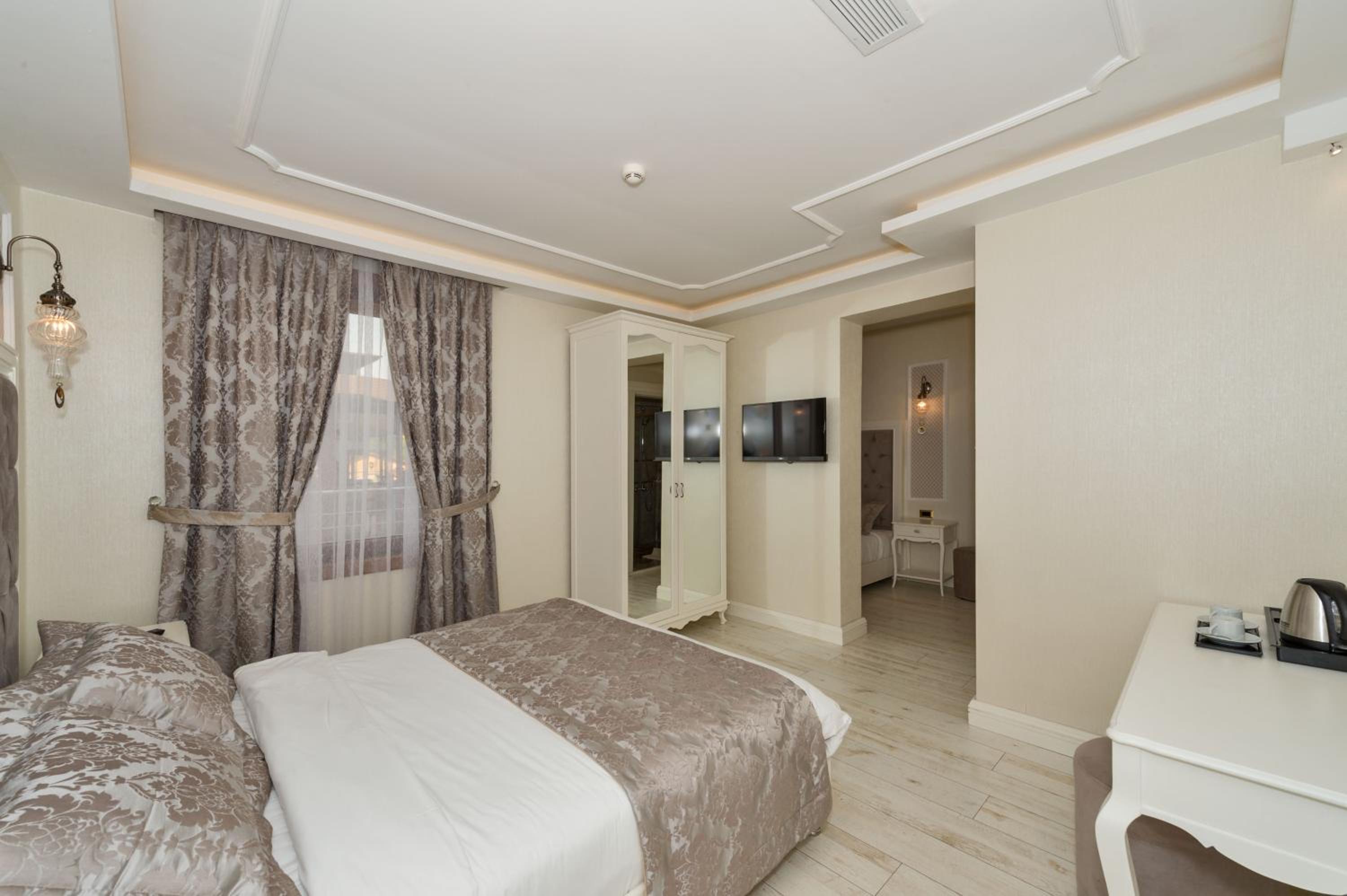 Zeynep Sultan Hotel - Image 29