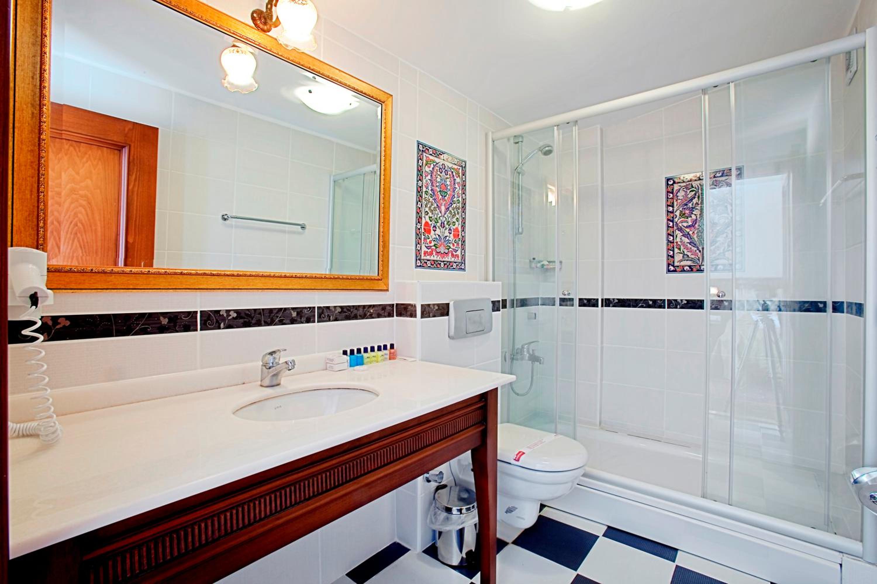 Hippodrome Otel - Image 15