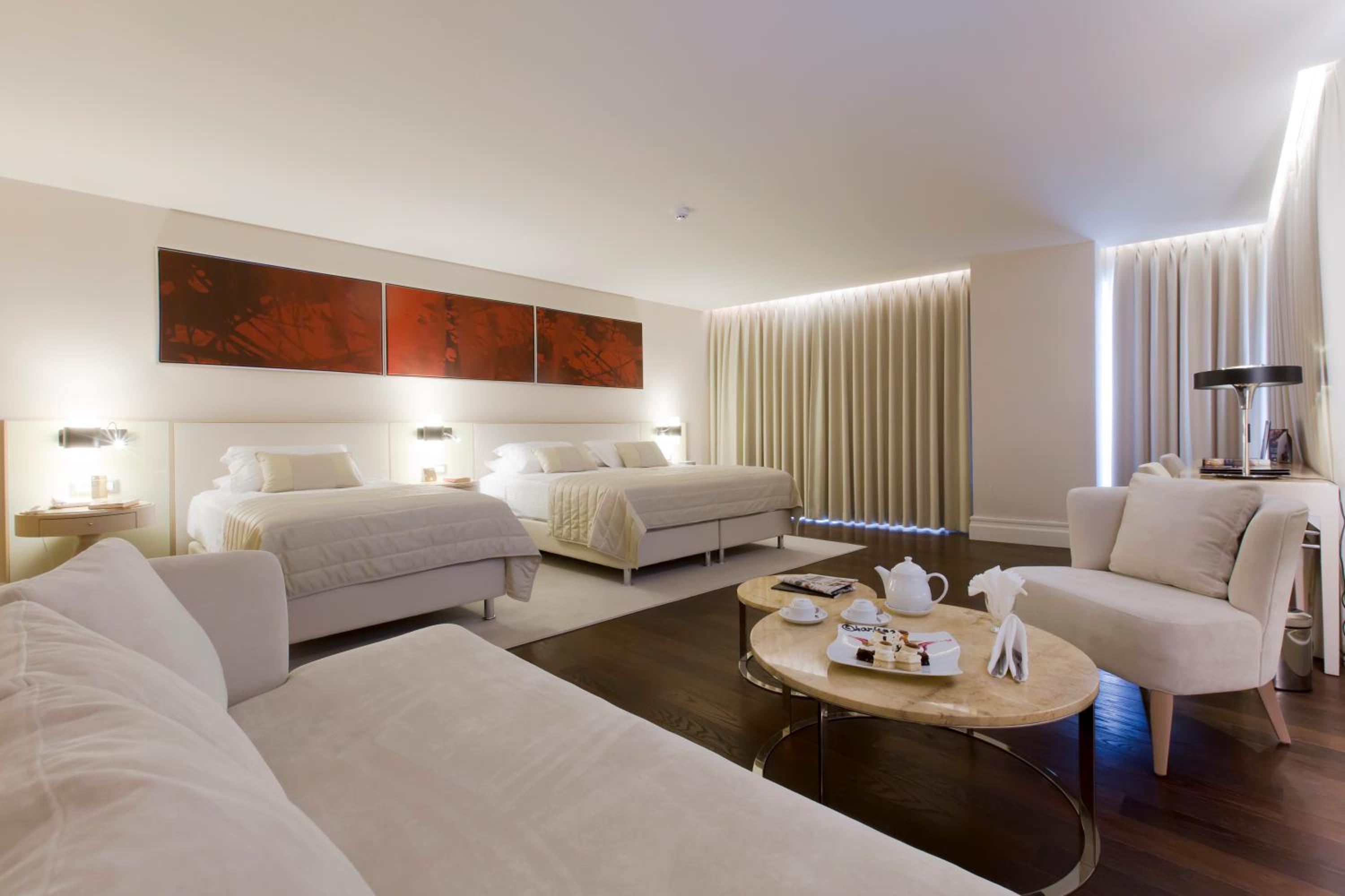 Charisma De Luxe Hotel - Image 75