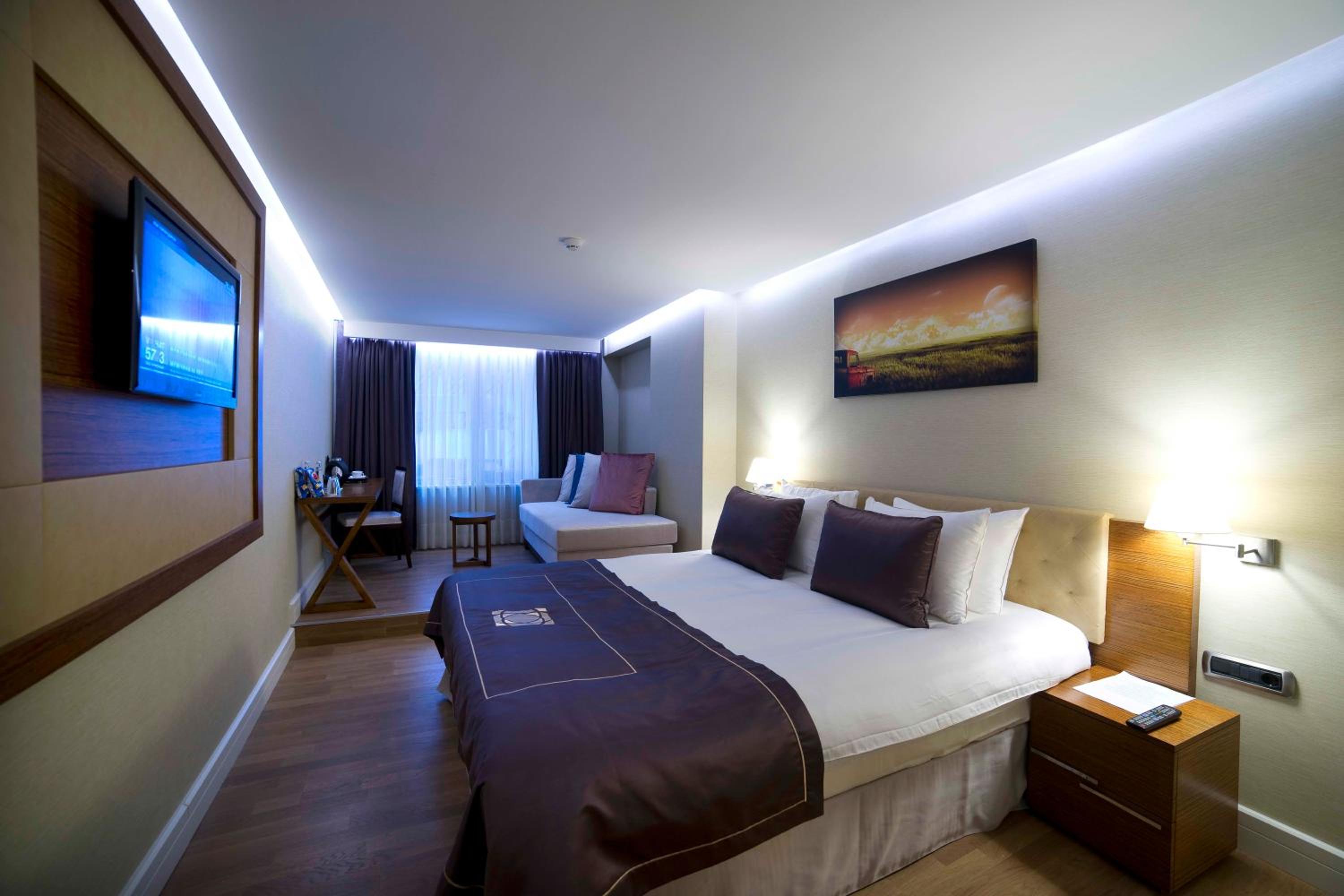 Taba Luxury Suites and Hotel - Image 40