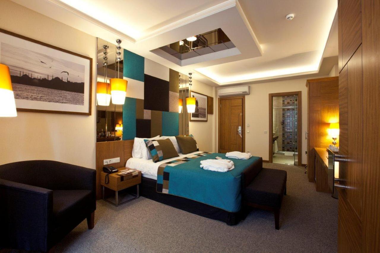 Collage Pera Hotel - Image 37