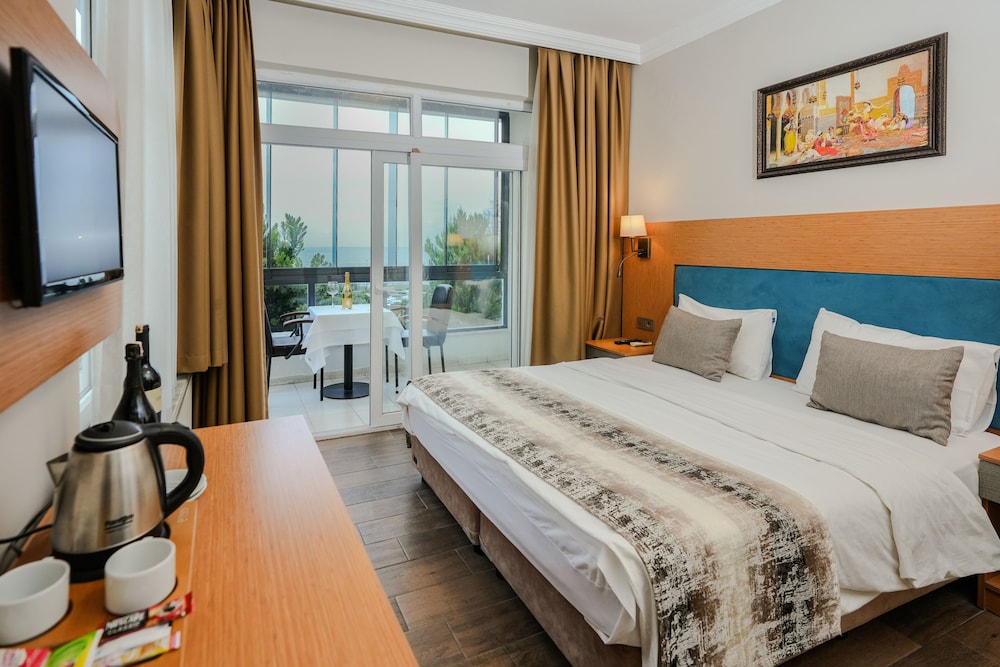 Seatanbul Hotel - Image 49
