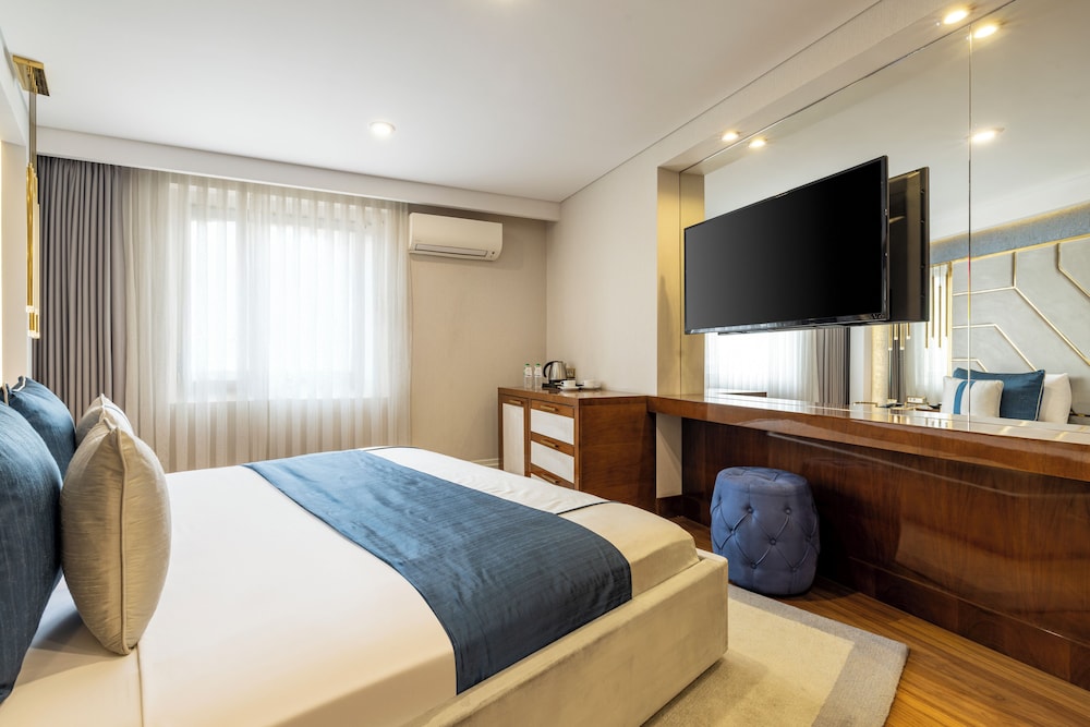 Oteli Zurich İstanbul - Image 17