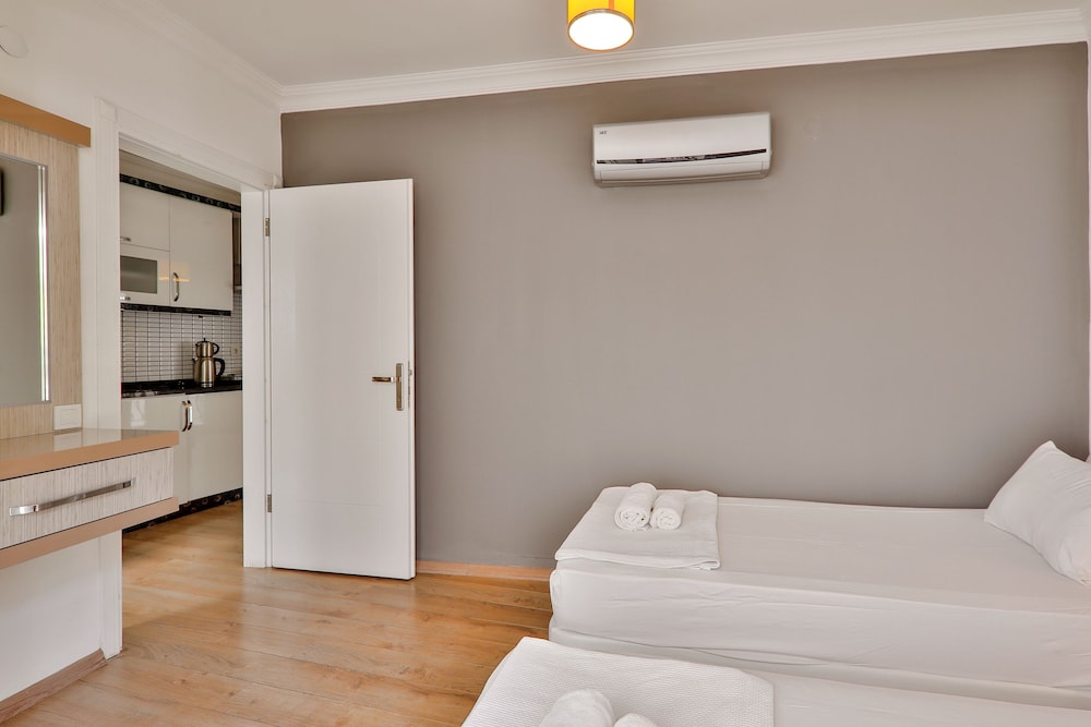 Bossa Nova Apart - Image 15