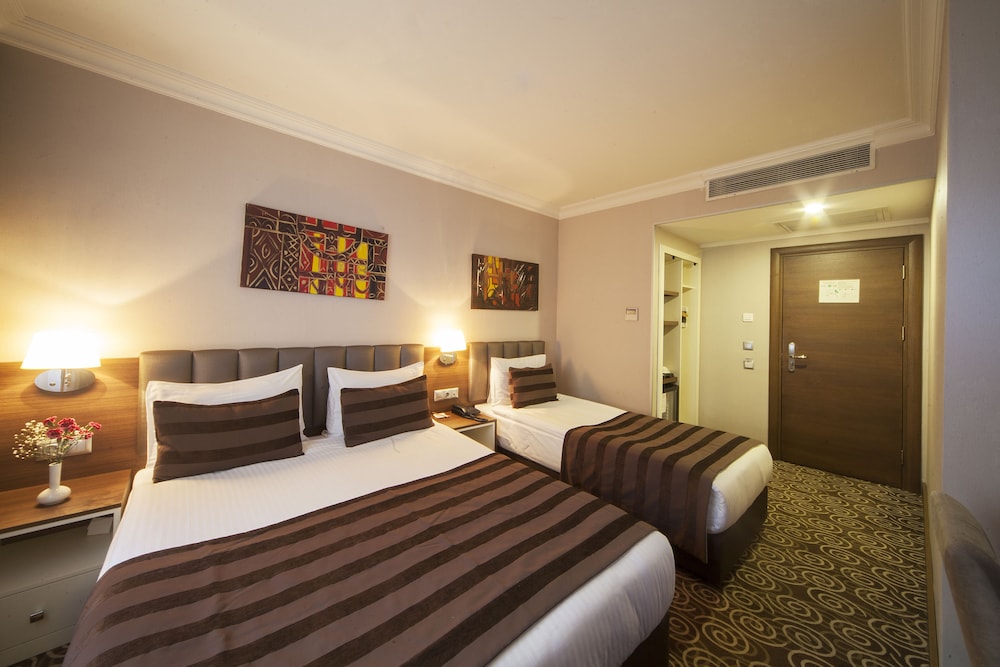 Delta Hotel Istanbul - Image 21