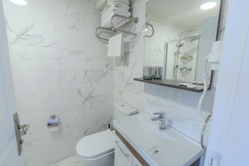 Seatanbul Hotel - Image 59