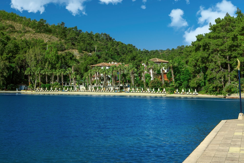 Club & Otel Letoonia - Image 38