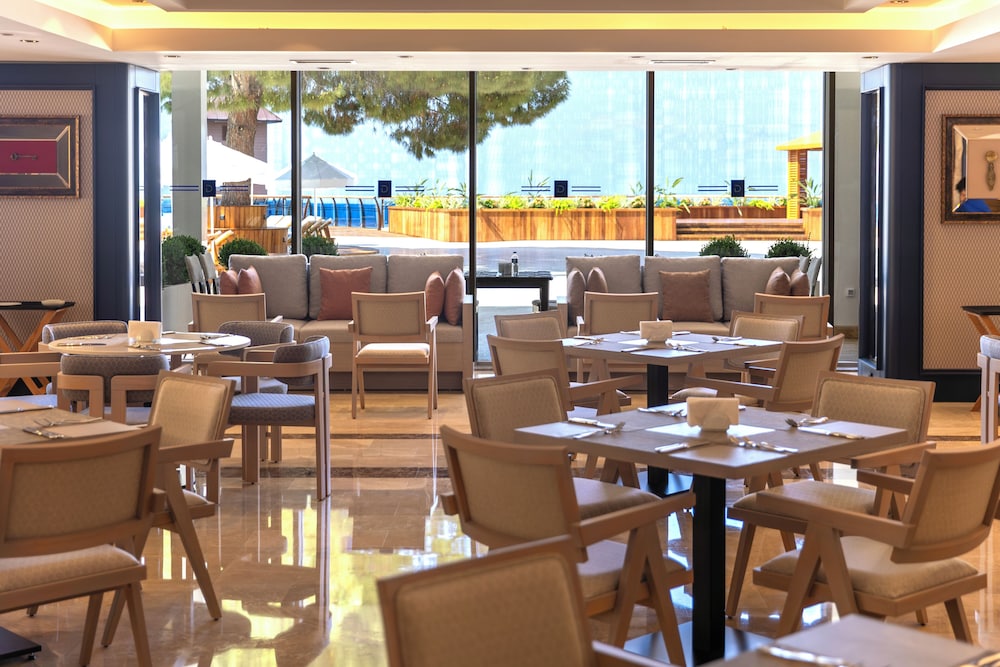 Oz Hotels Antalya Resort & Spa Yetişkin +16 - Image 163